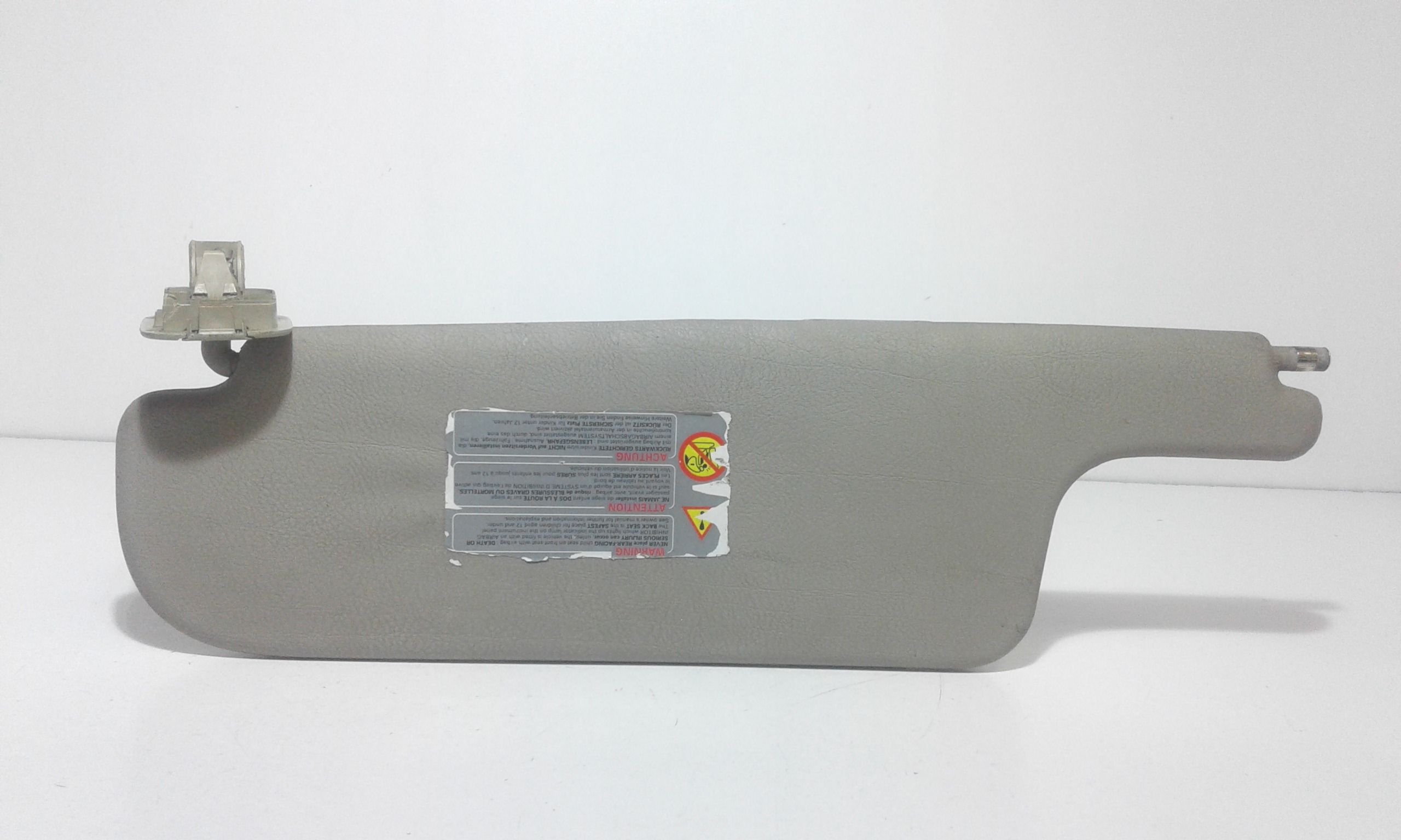 Aletta Parasole Parabrezza Destro 8200245822 Usato