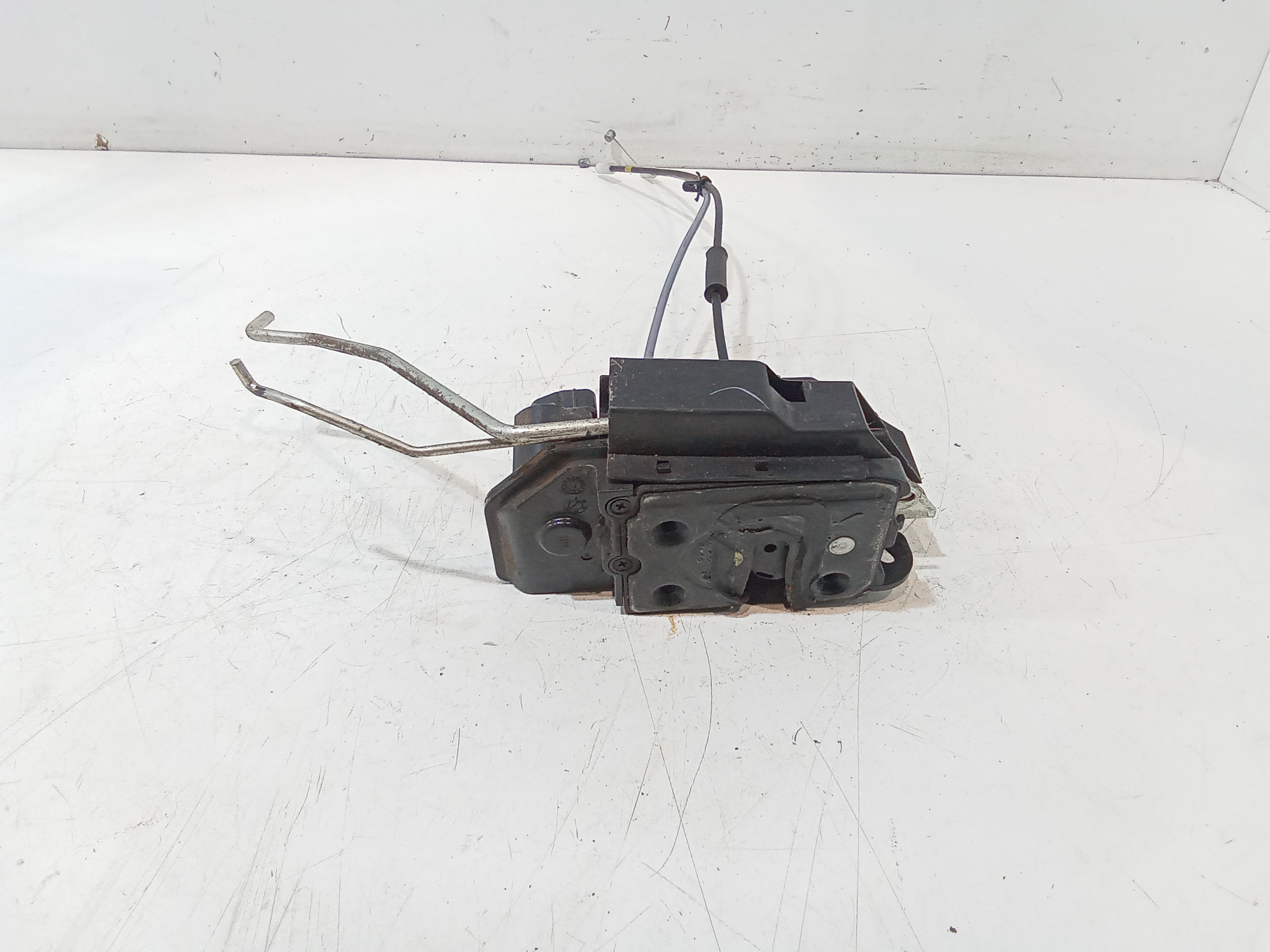 Serratura Porta Ant. Destro 813200X001 Usato