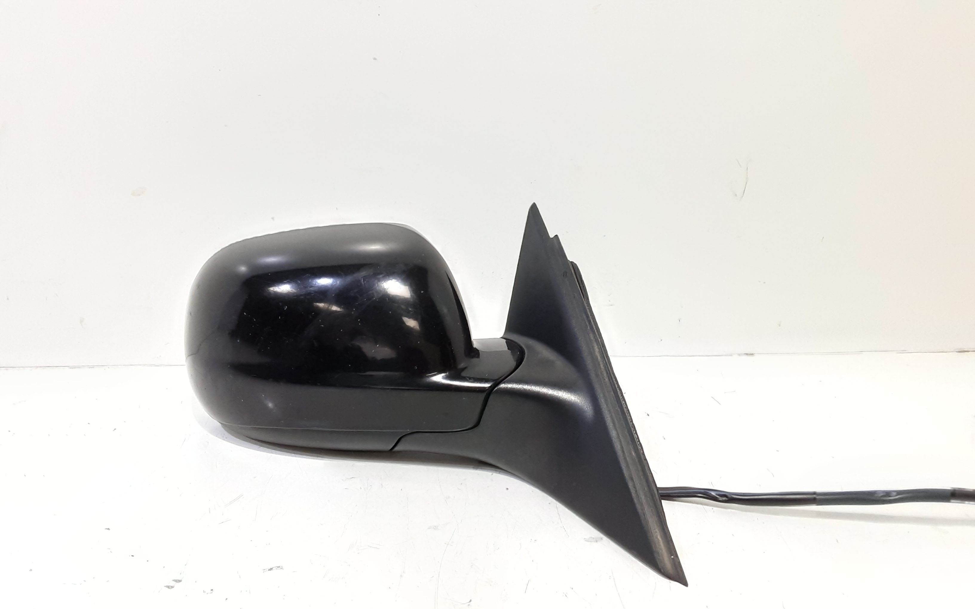 Retrovisore Est. Destro Usato