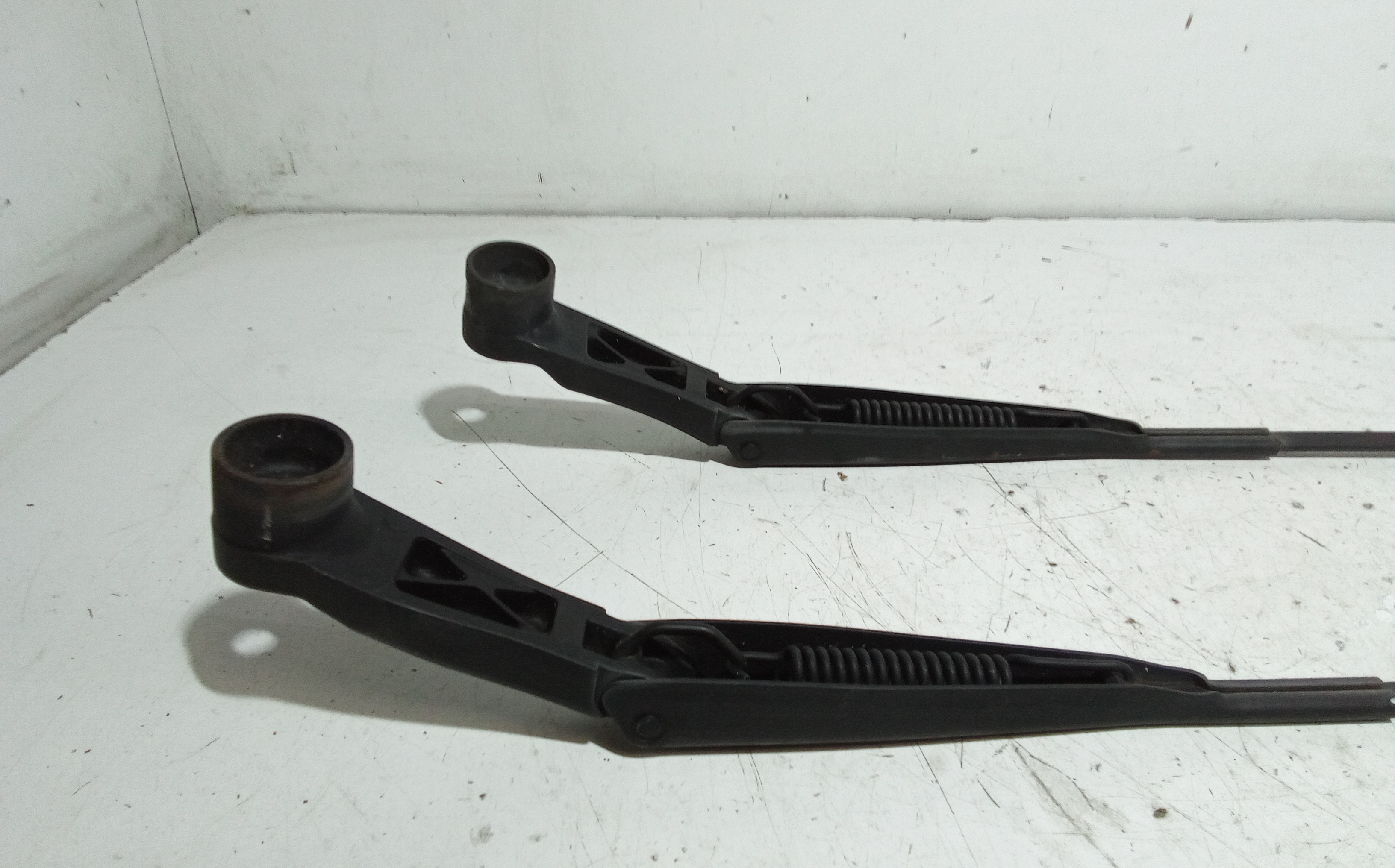 Braccio Tergiparabrezza Usato