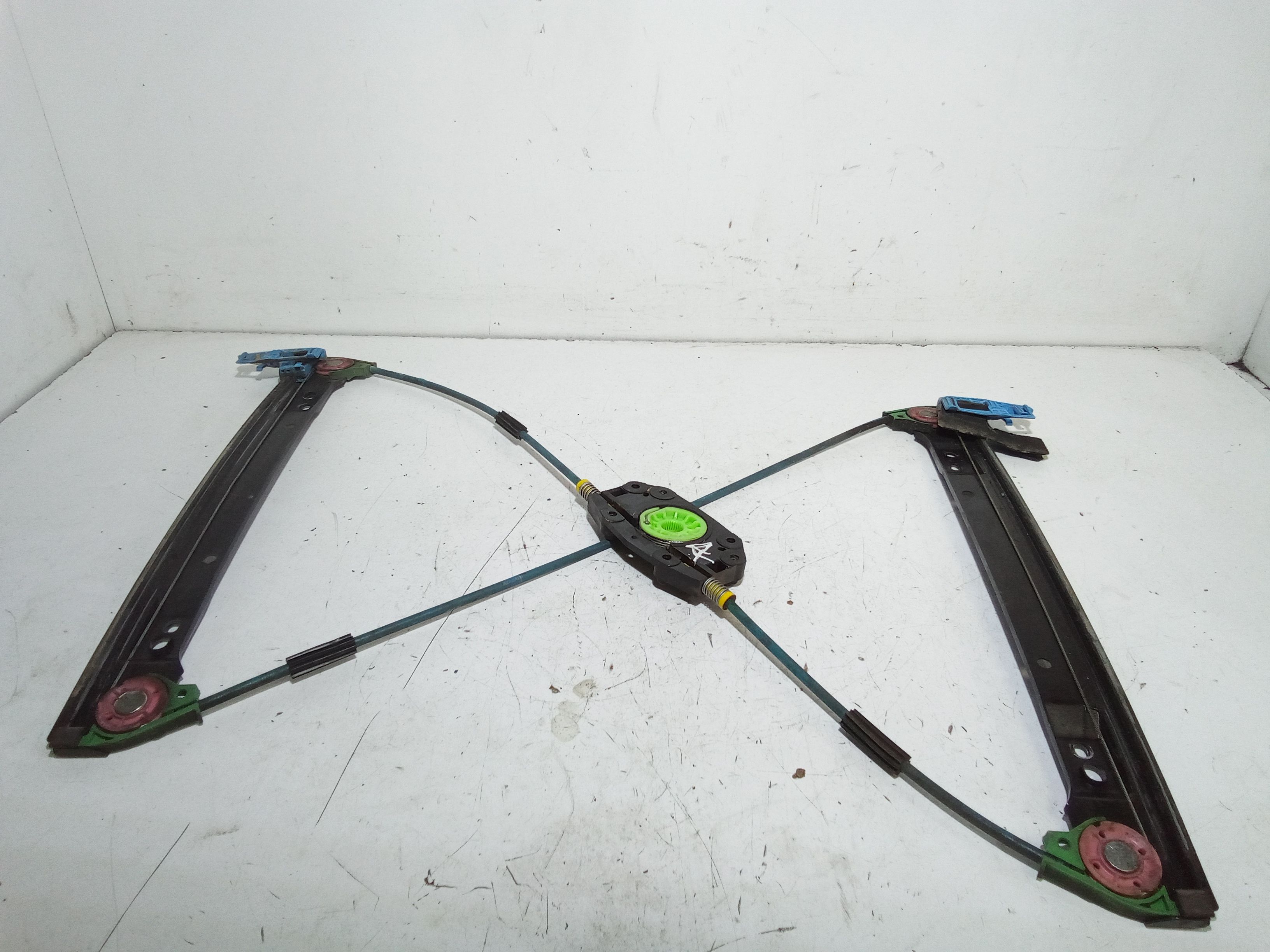 Alzacristallo Porta Ant. Destro Usato