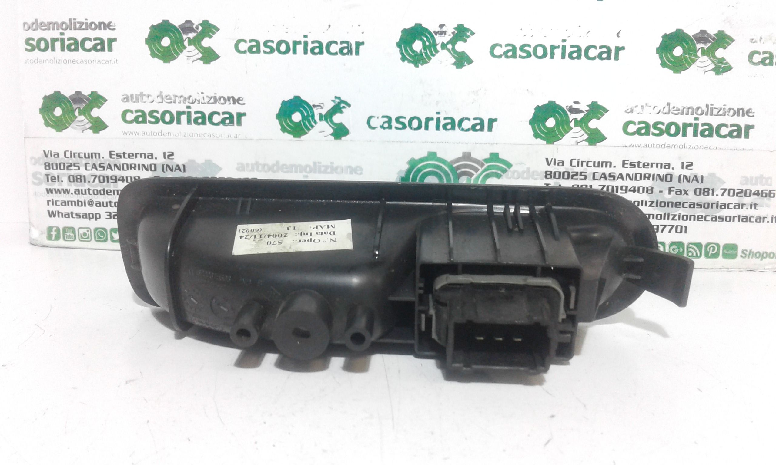 Interruttore Alzacristalli Porta Post. Destro 8200214936 Usato