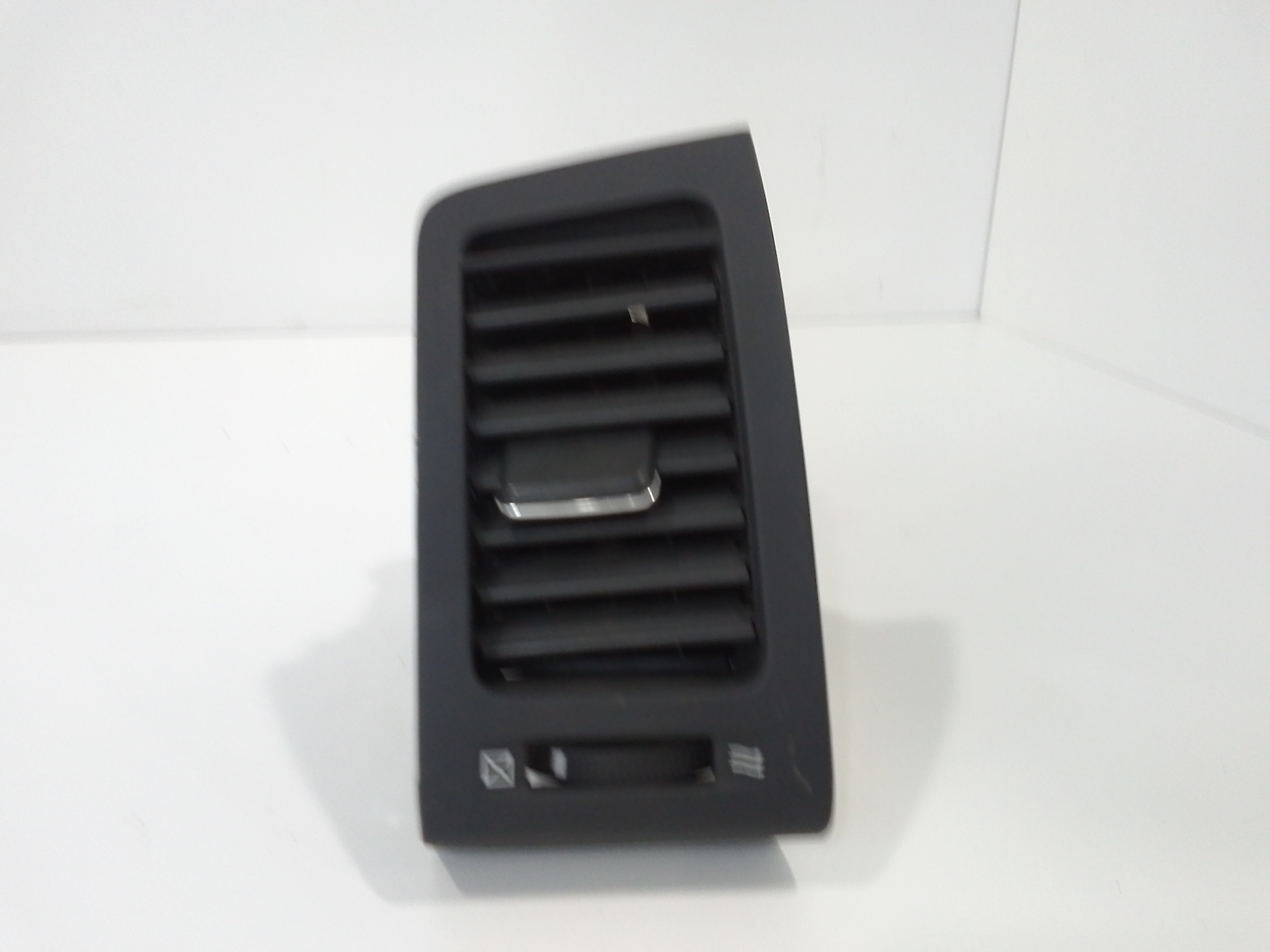 Condotto Aria Bocchette Centr. Sup. Cruscotto 5584402130 Usato