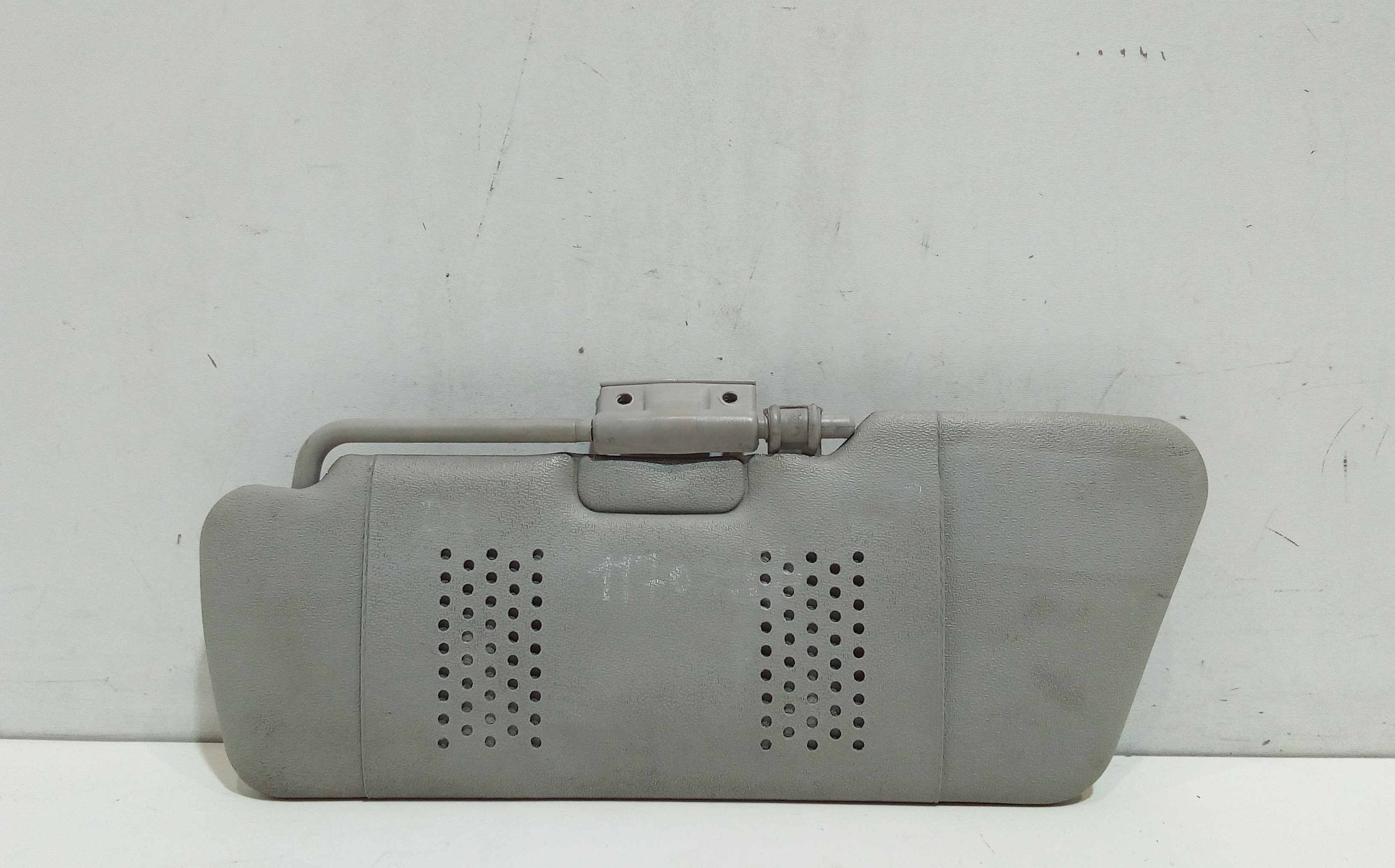 Aletta Parasole Parabrezza Sinistro 735244330 Usato