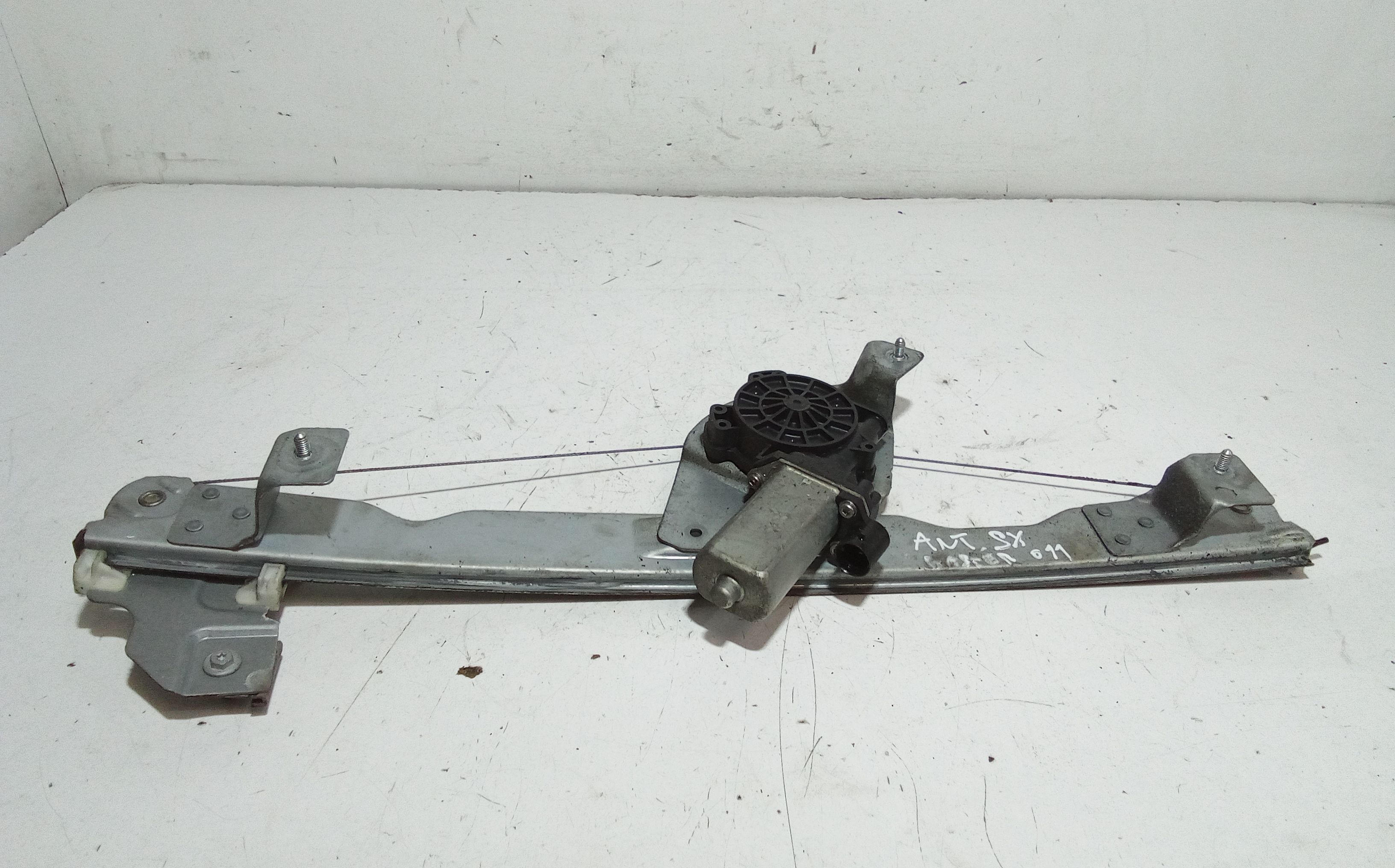 Alzacristallo Porta Ant. Sinistro 8200733826 Usato