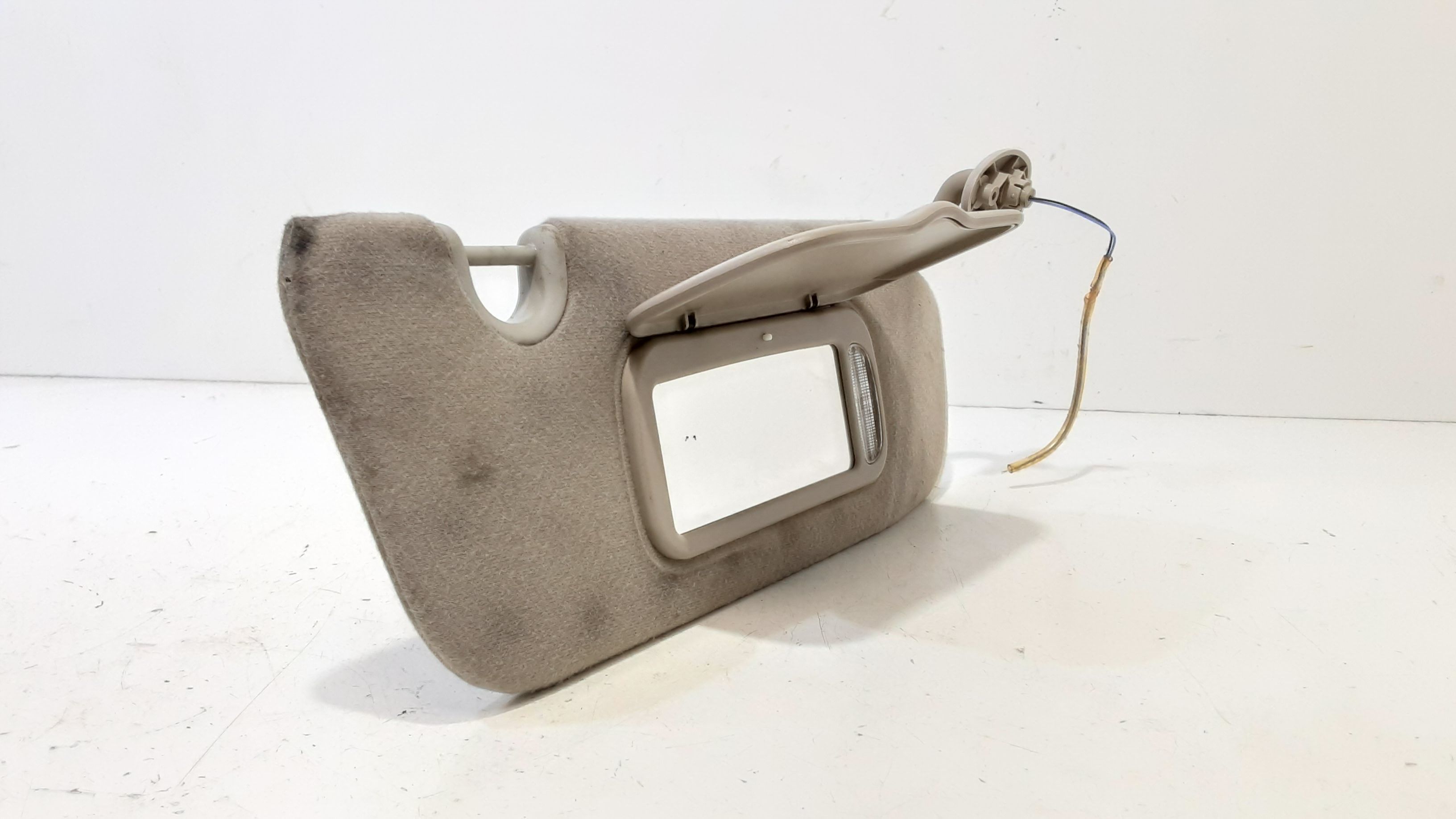 Aletta Parasole Parabrezza Destro K1AL26BD1AA Usato