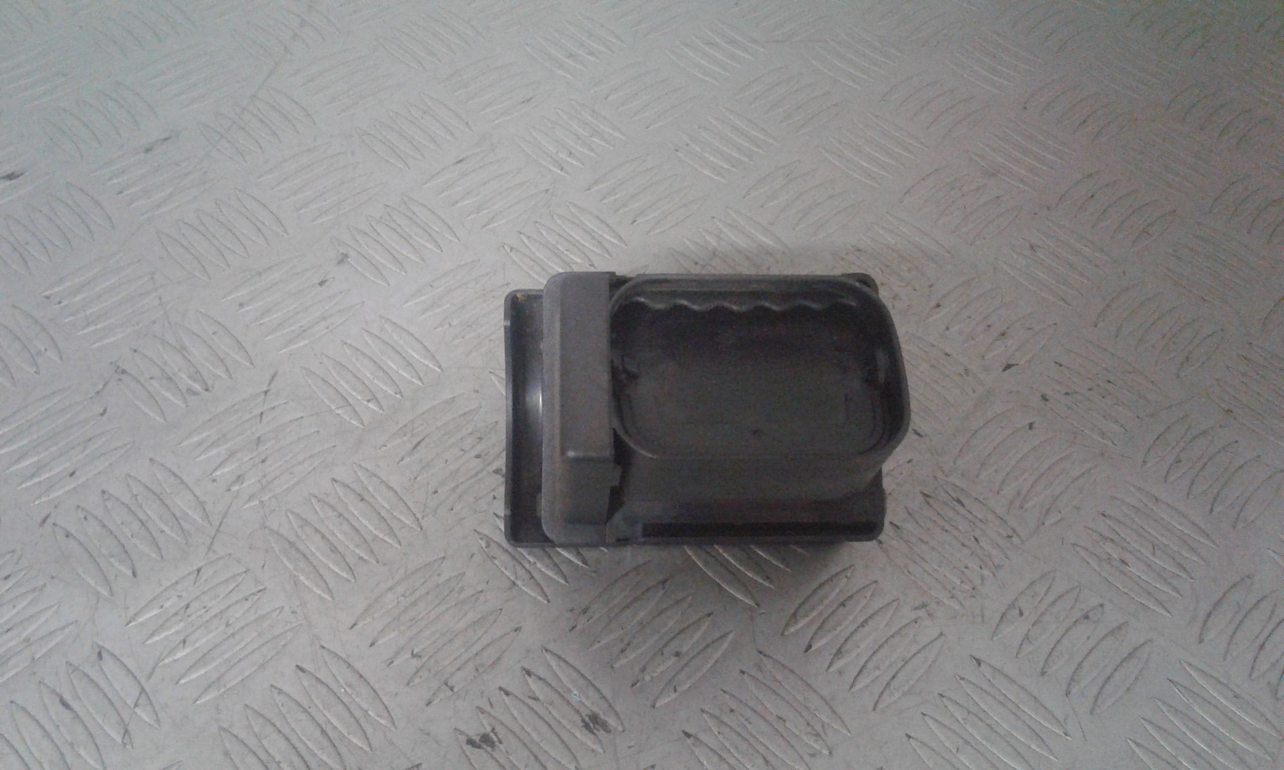 Condotto Aria Bocchette Centr. Sup. Cruscotto Usato