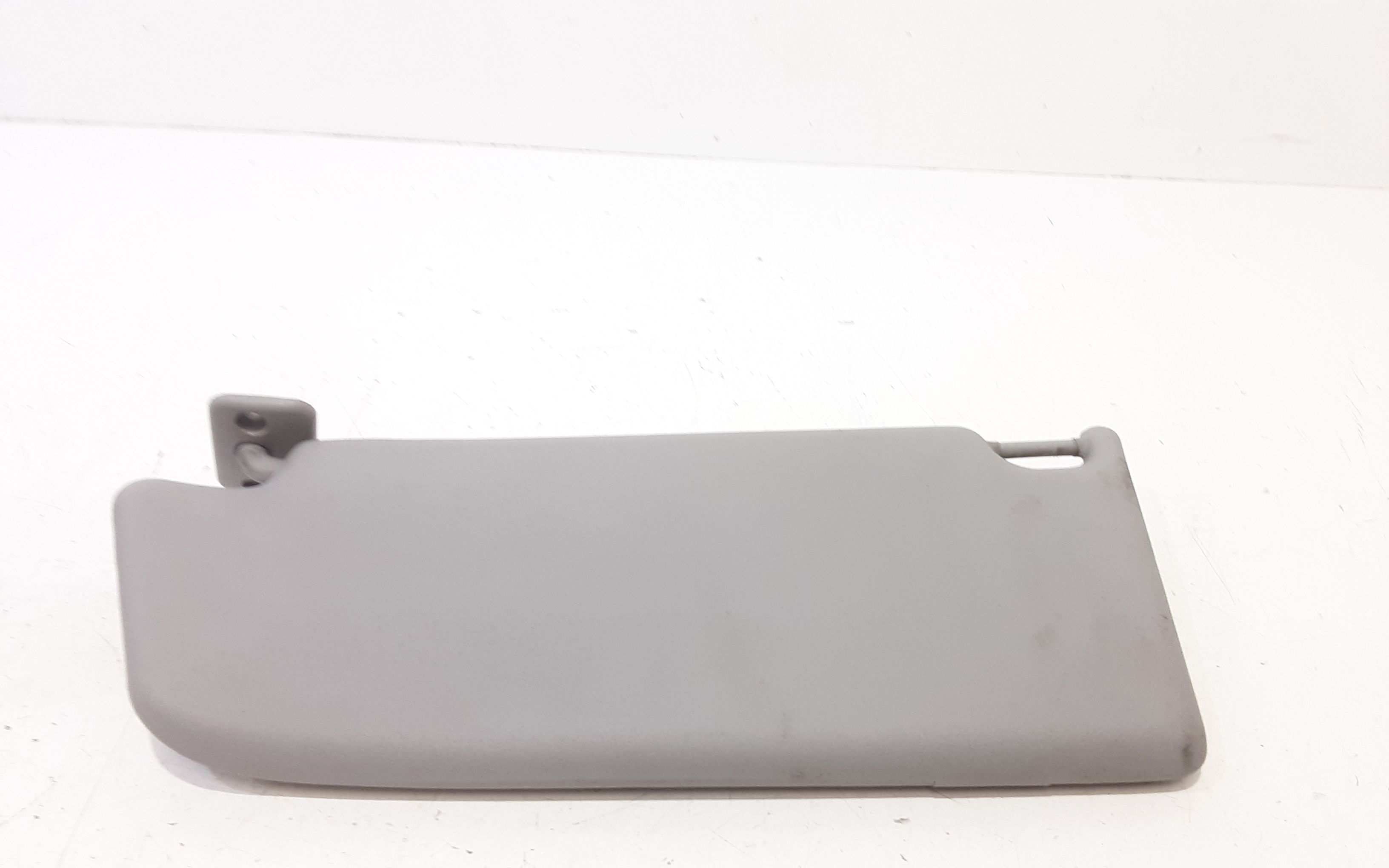 Aletta Parasole Parabrezza Destro 13113045 Usato