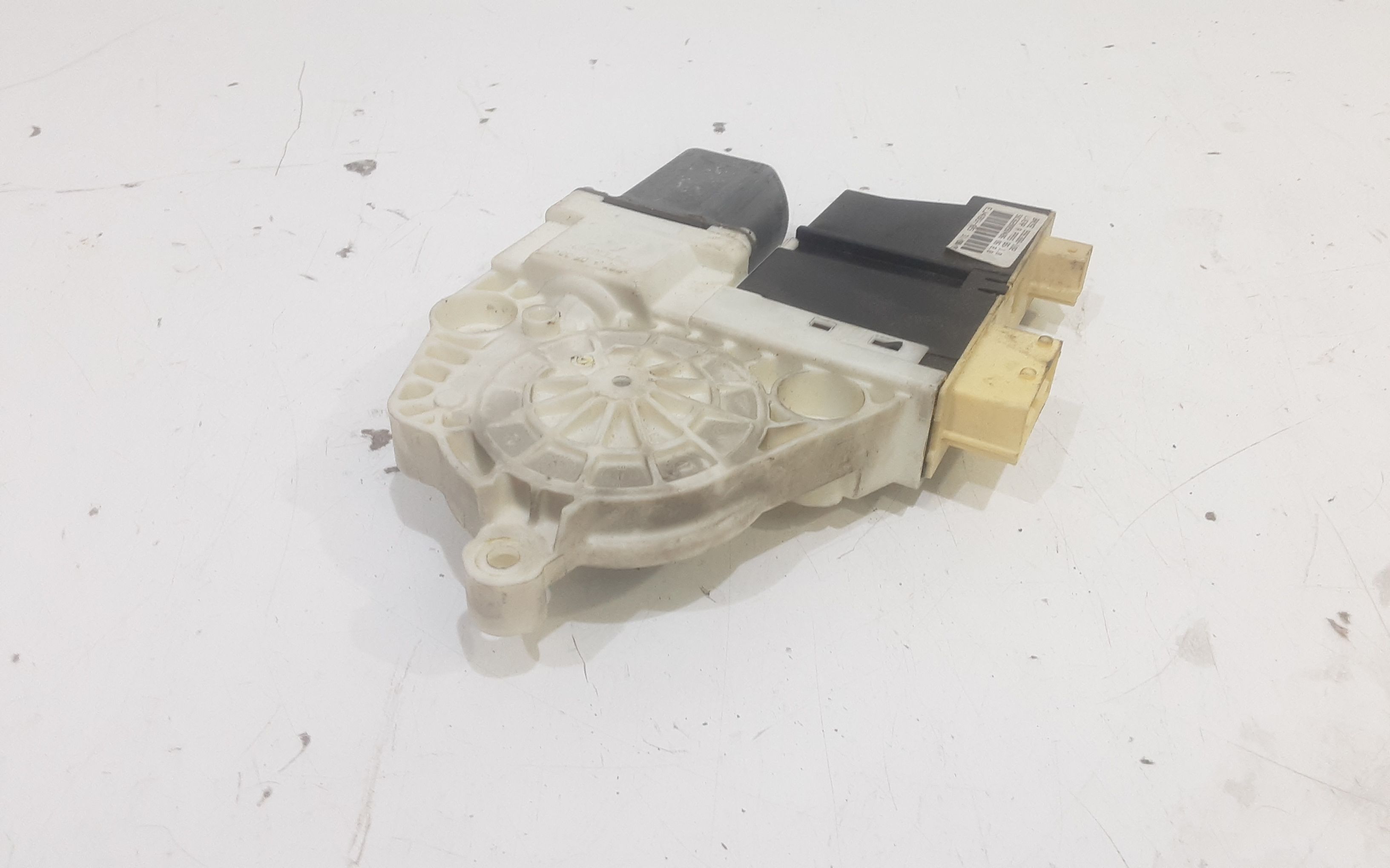 Motorino Alzacristallo Porta Ant. Destro 9222AV Usato