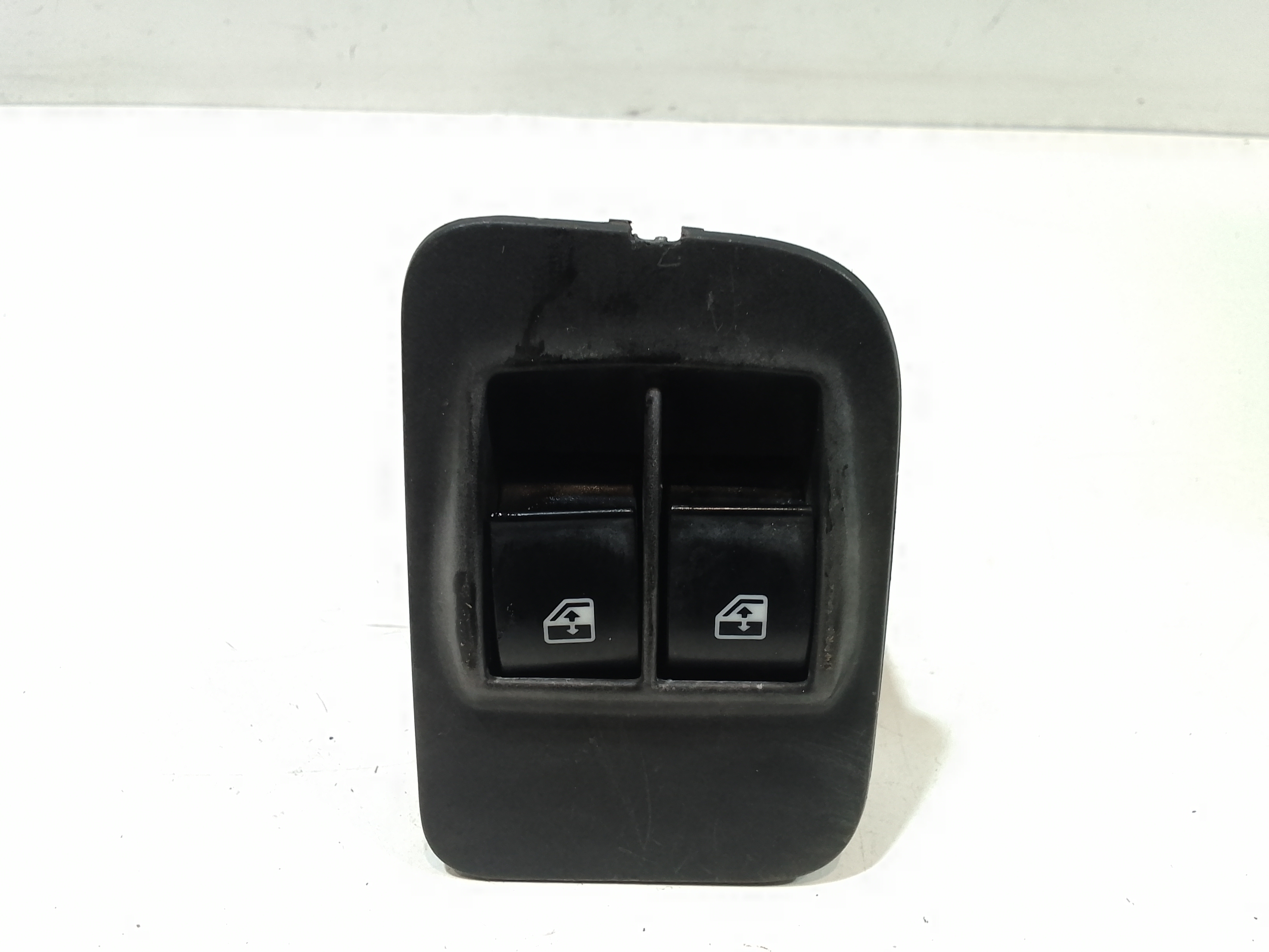 Interruttore Alzacristalli Porta Ant. Sinistro Usato