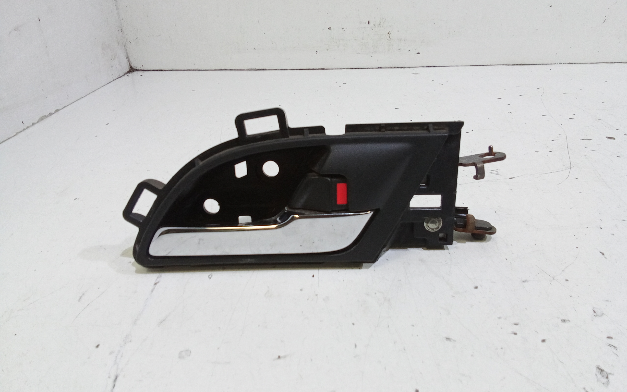 Maniglia Int. Apertura Porta Post. Sinistro 72160SWAA02ZA Usato