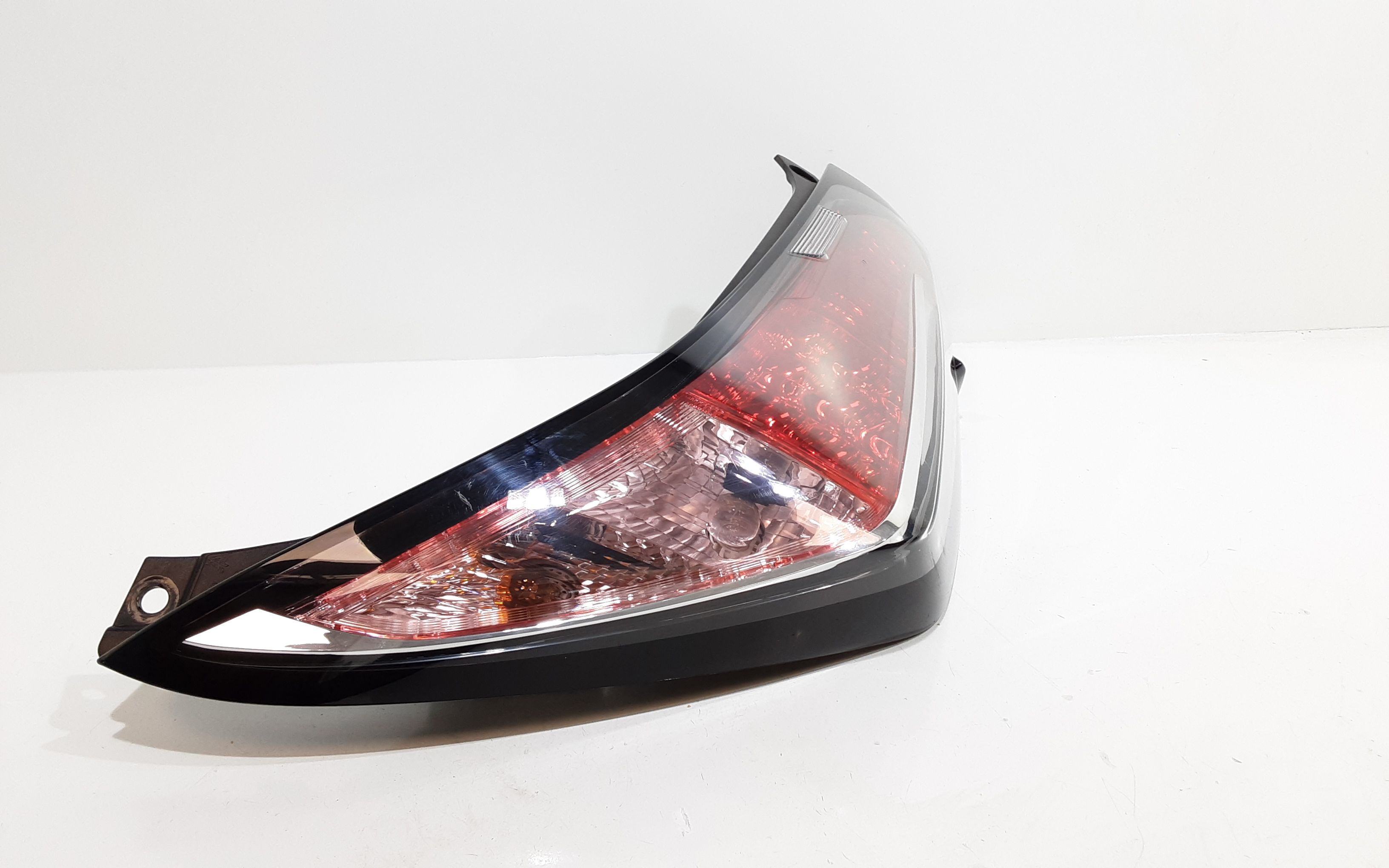 Fanale Post. Destro 815500H230 Usato