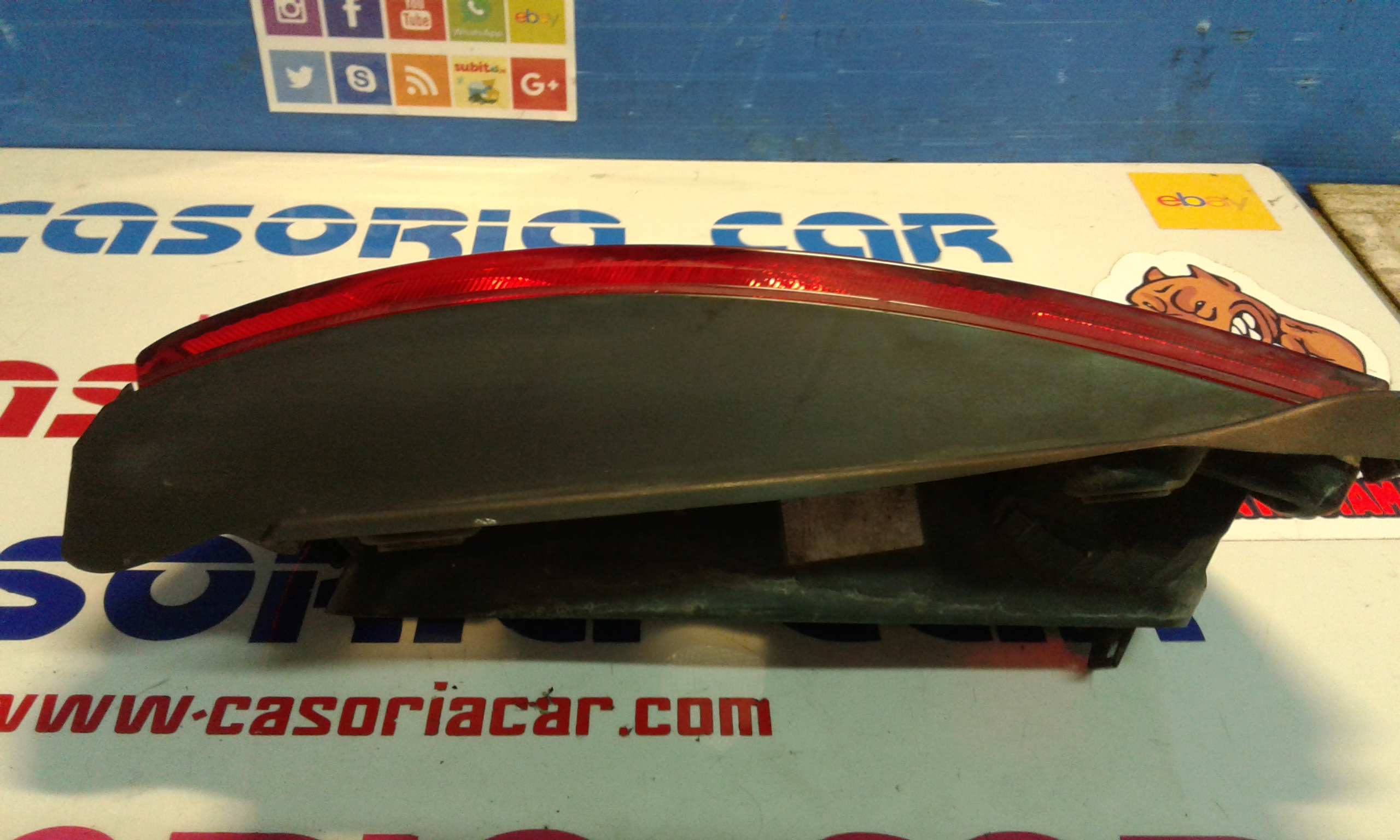 Fanale Post. Destro 26550AX720 Usato