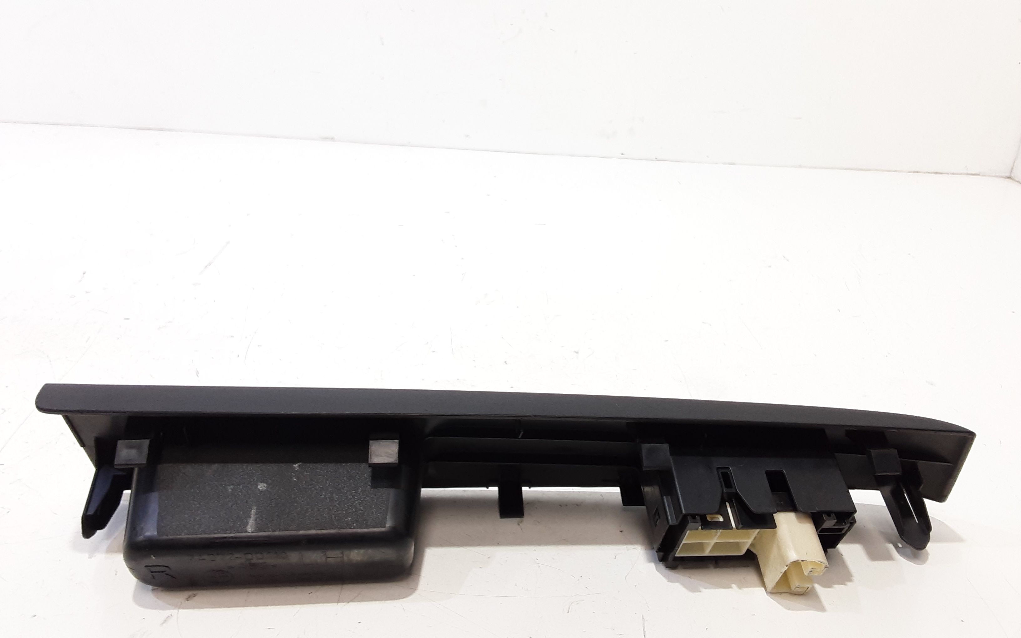 Interruttore Alzacristalli Porta Ant. Destro Usato