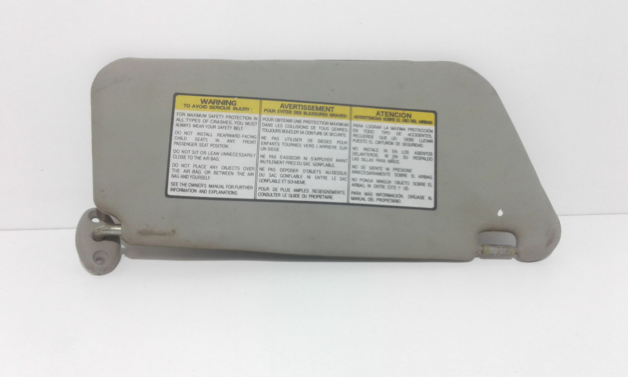 Aletta Parasole Parabrezza Sinistro 96279932 Usato