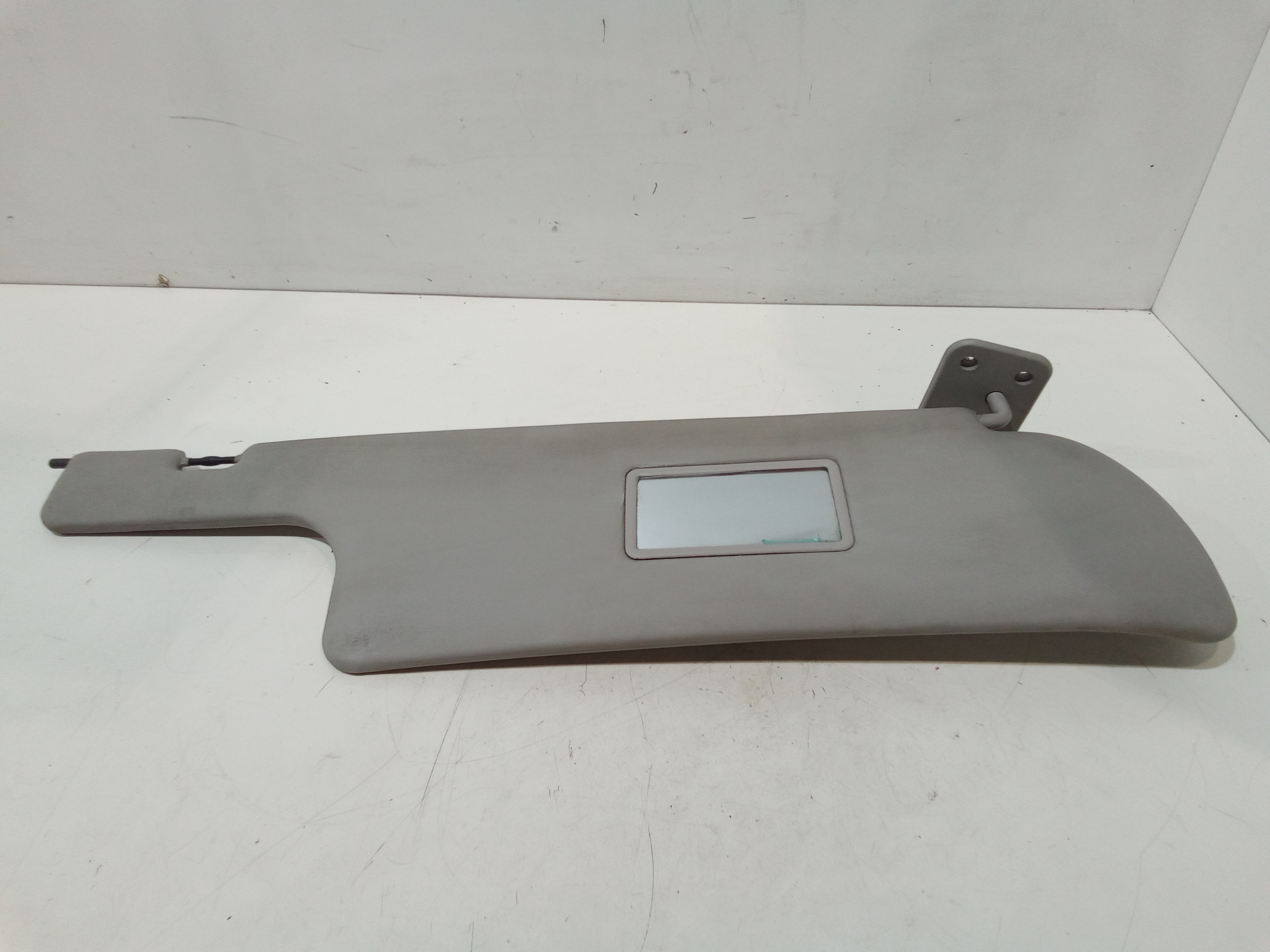 Aletta Parasole Parabrezza Destro 5801258462 Usato