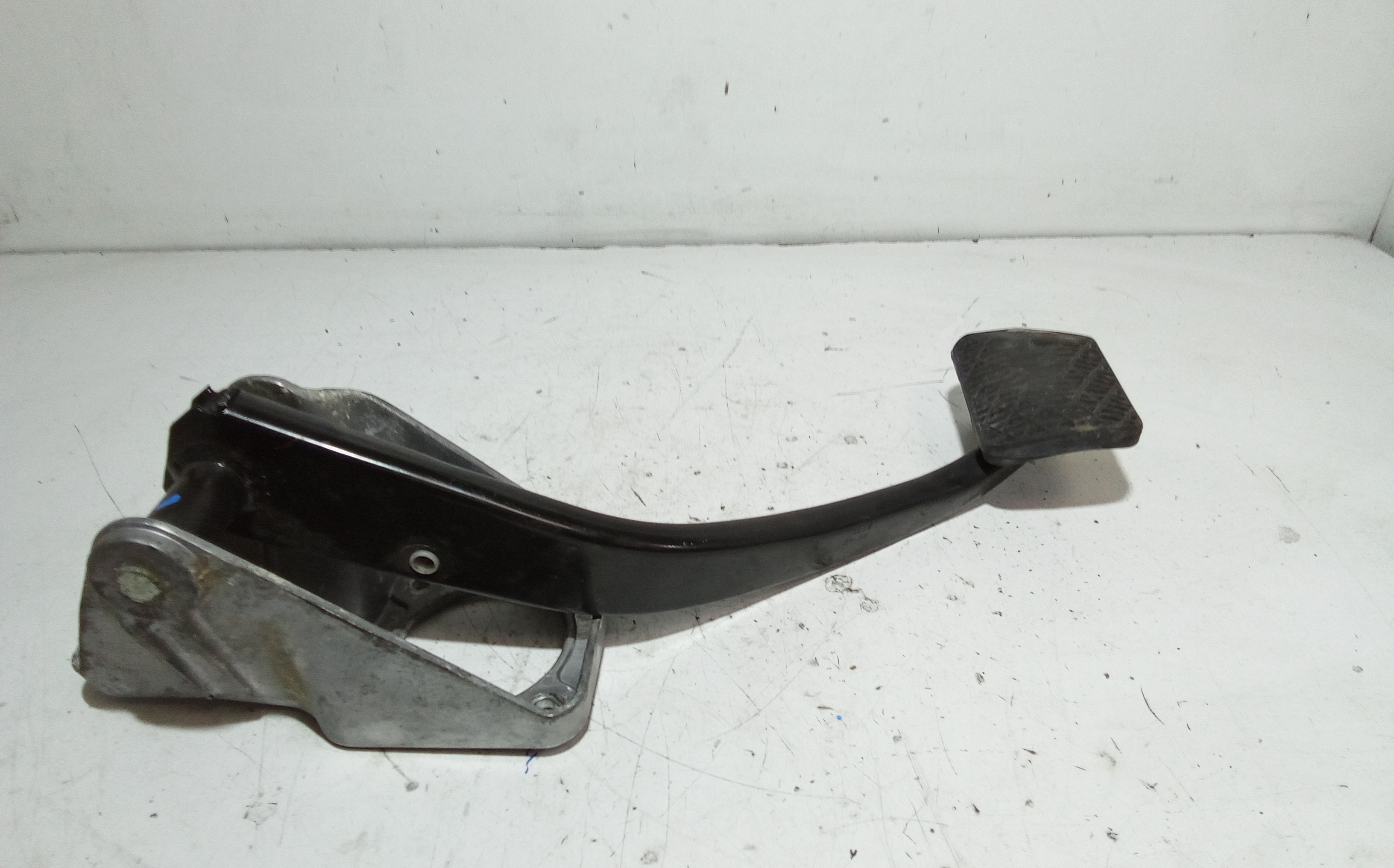 Pedale Freno A1642901901 Usato