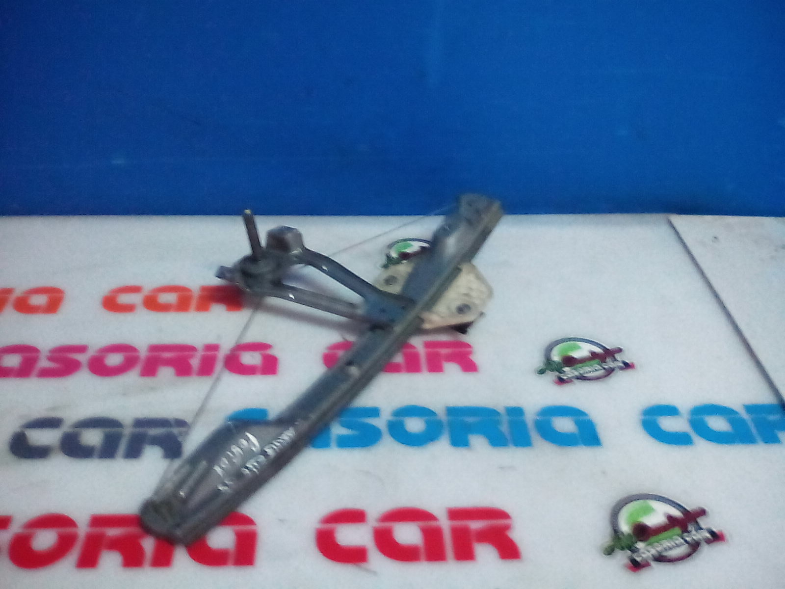 Alzacristallo Porta Post. Destro Usato