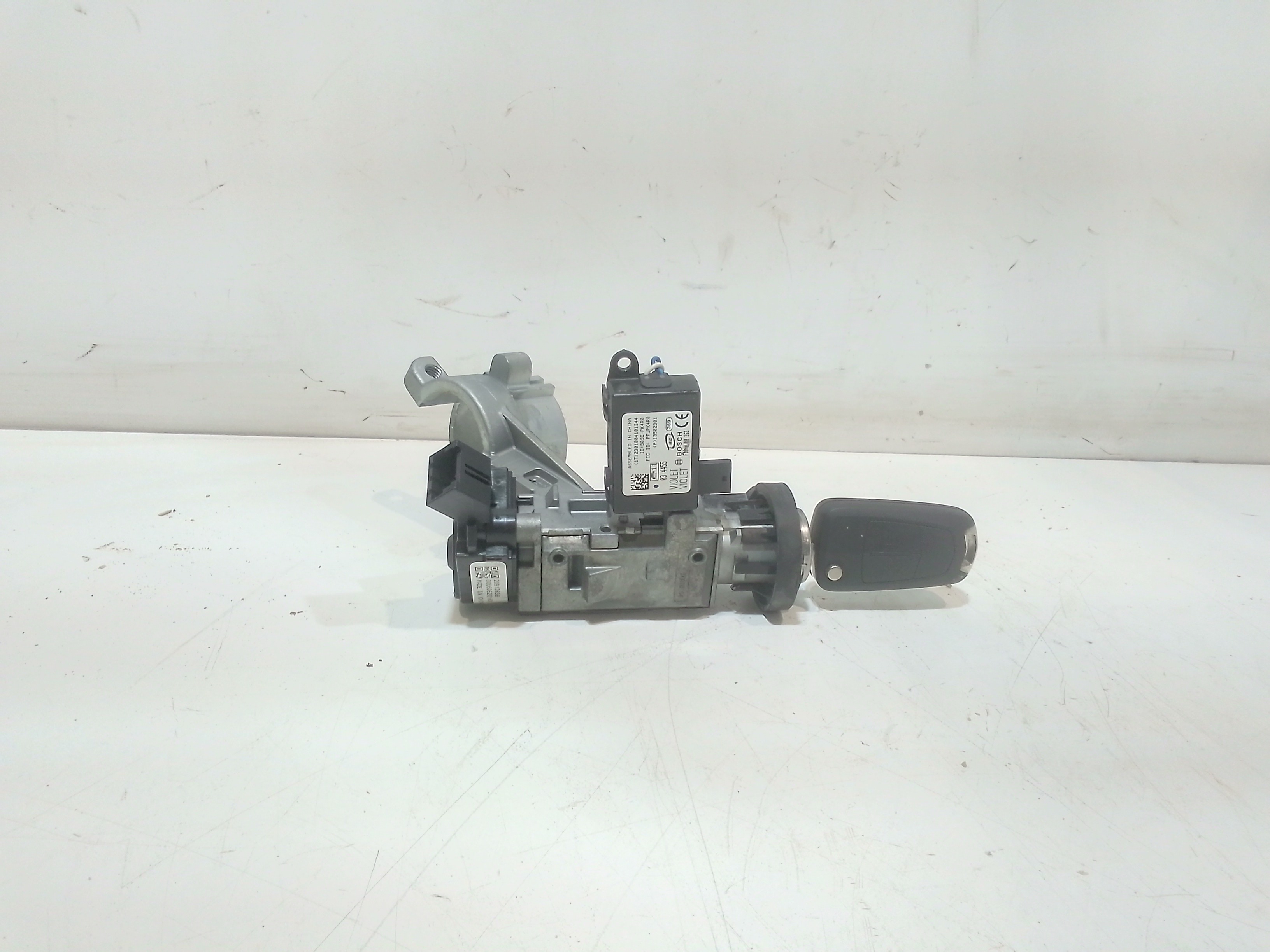 Commutatore Avviamento Con Cilindretti Serrature Usato