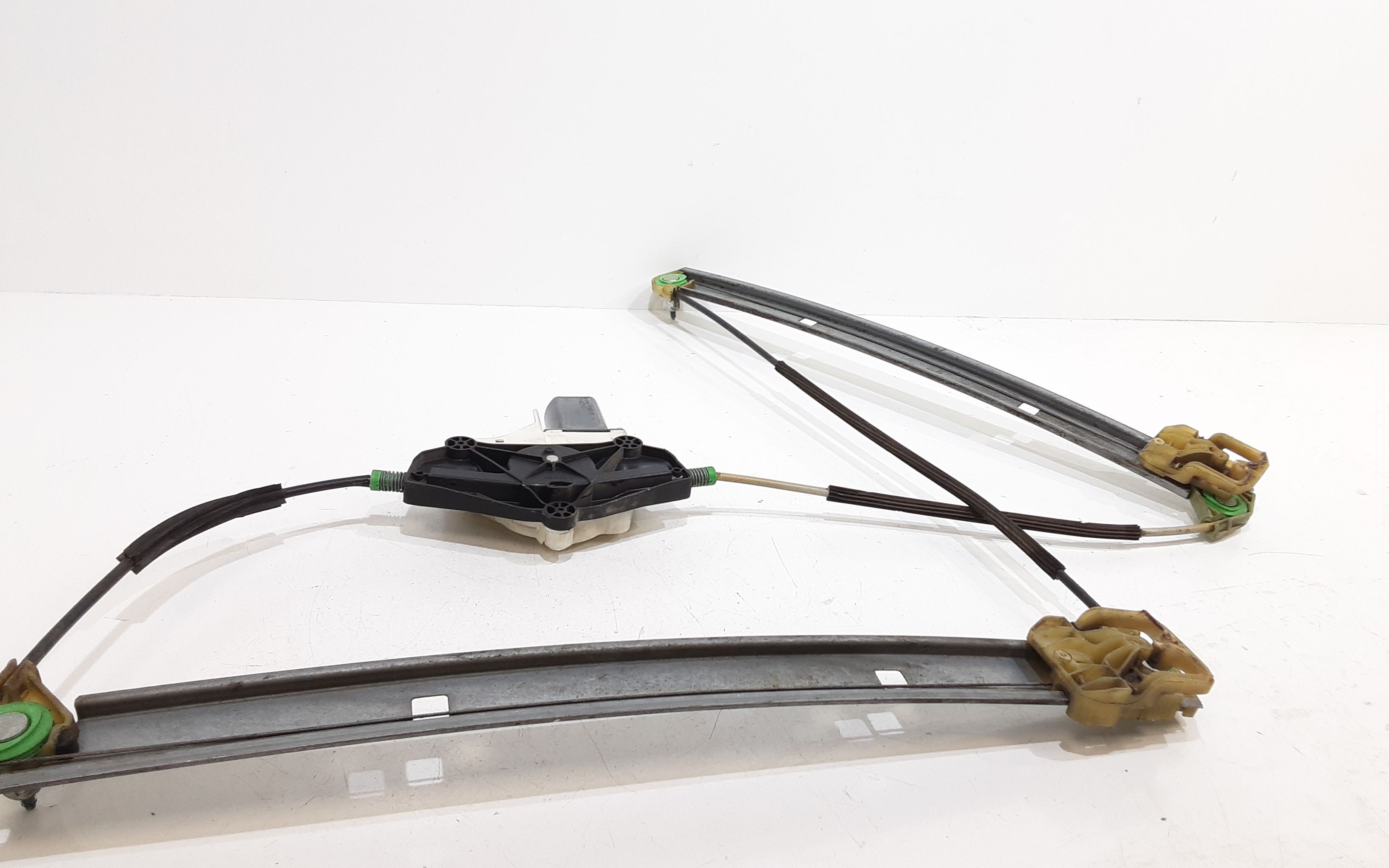 Alzacristallo Porta Ant. Destro Usato