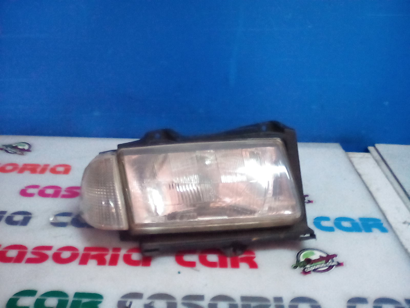 Proiettore Destro 1474267080 Usato