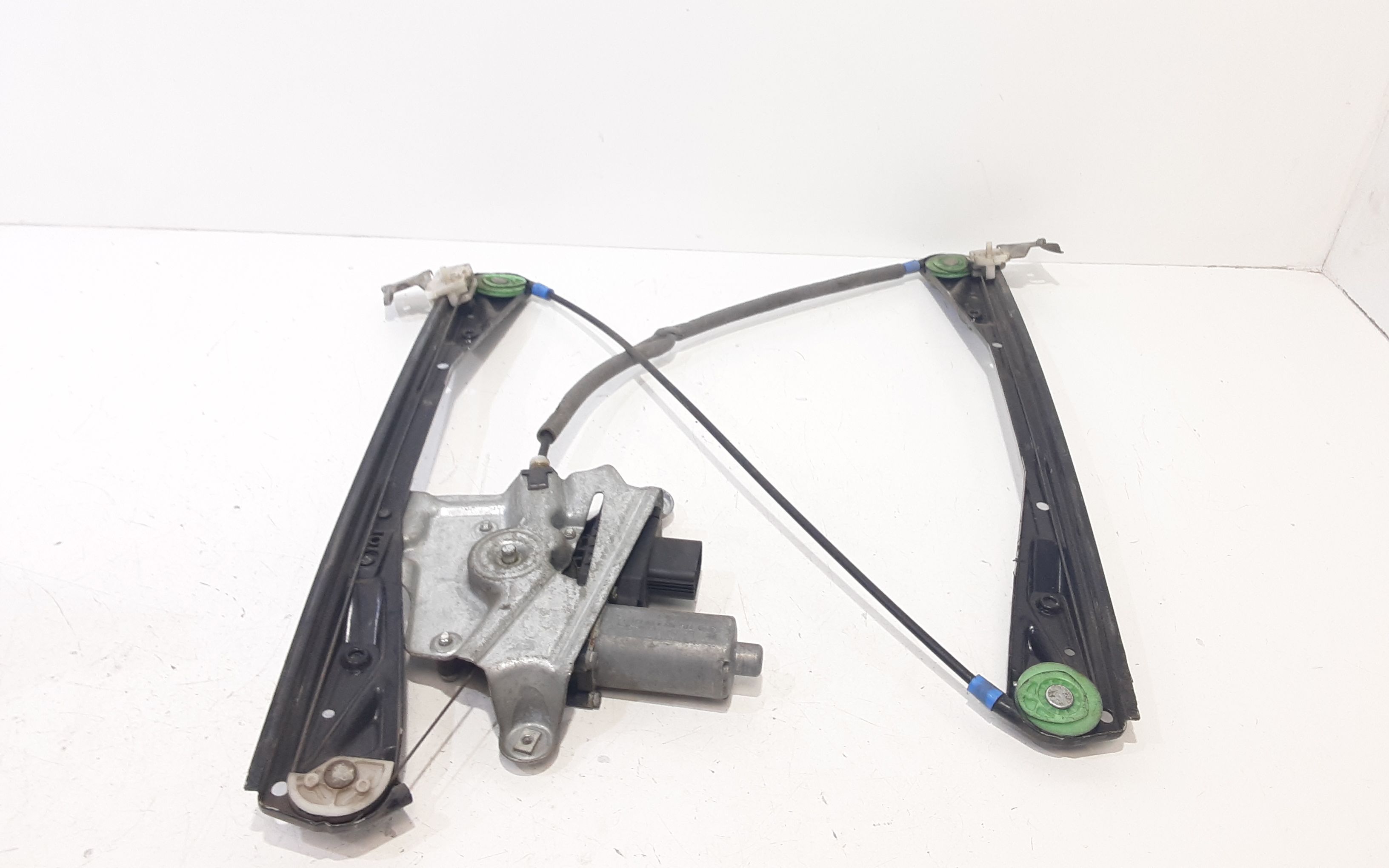 Alzacristallo Porta Ant. Destro Usato