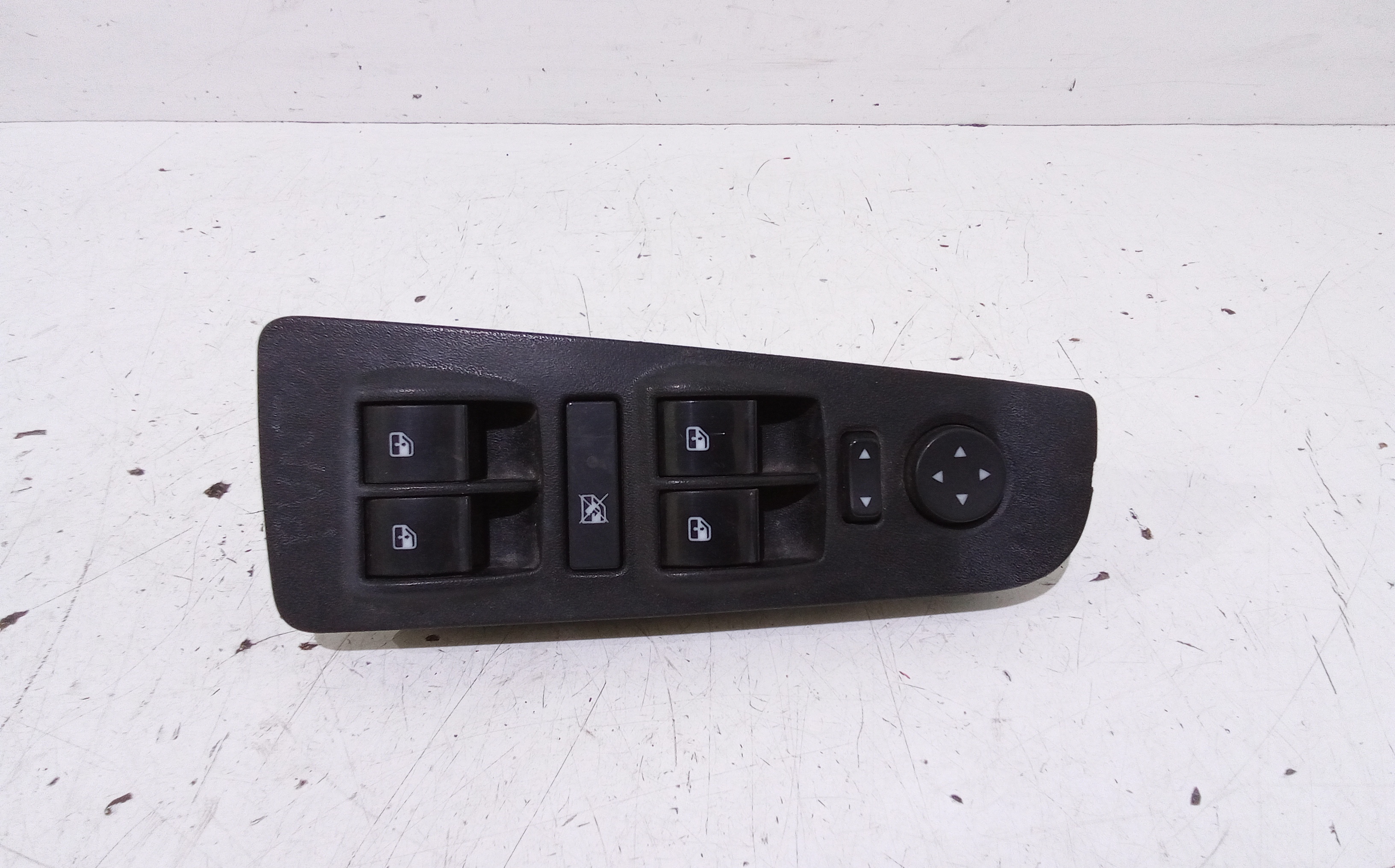 Interruttore Alzacristalli Porta Ant. Sinistro Usato