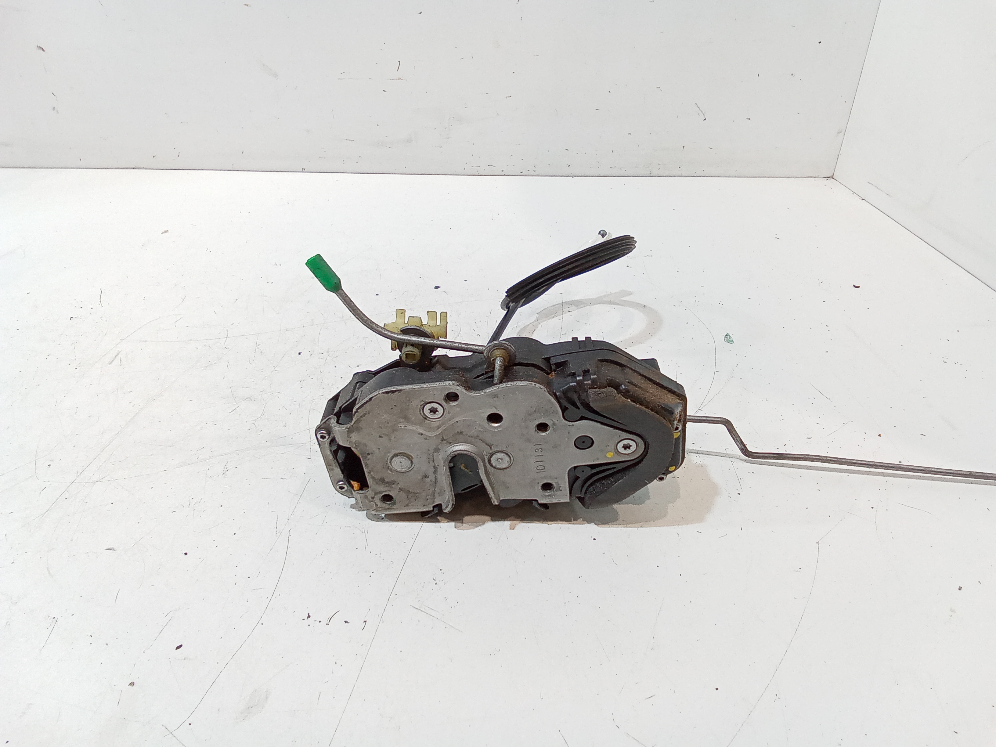 Serratura Porta Ant. Sinistro 13579521 Usato