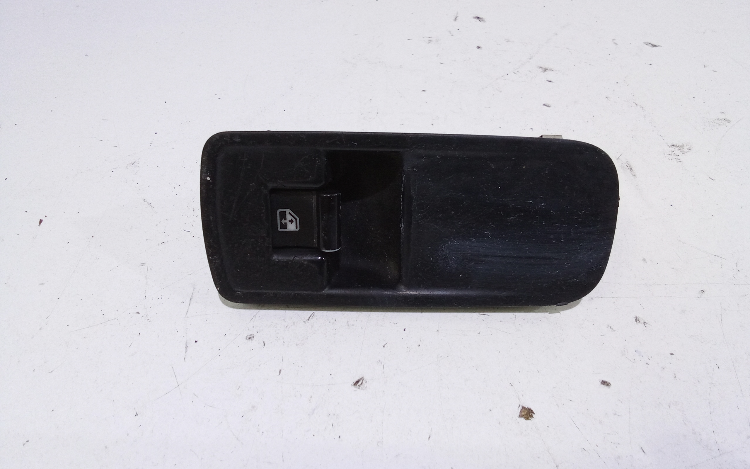 Interruttore Alzacristalli Porta Ant. Destro Usato