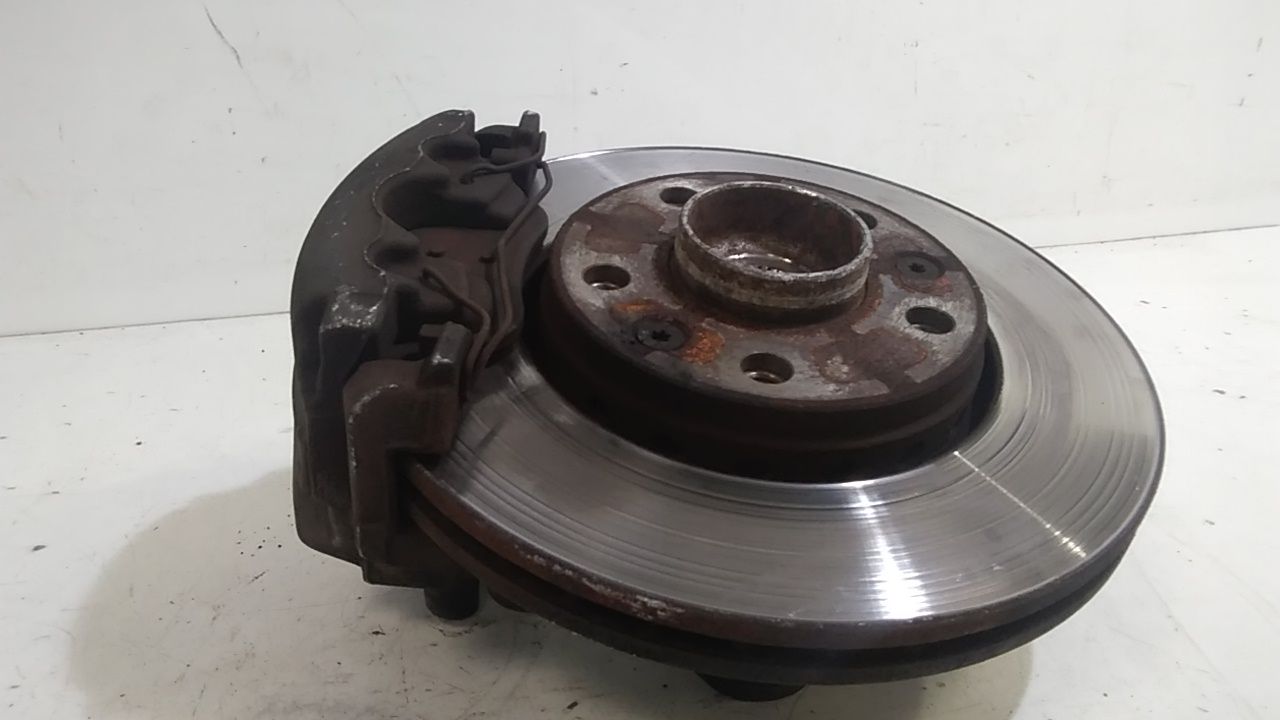 Fusello Montante Mozzo Anteriore Sinistro Usato