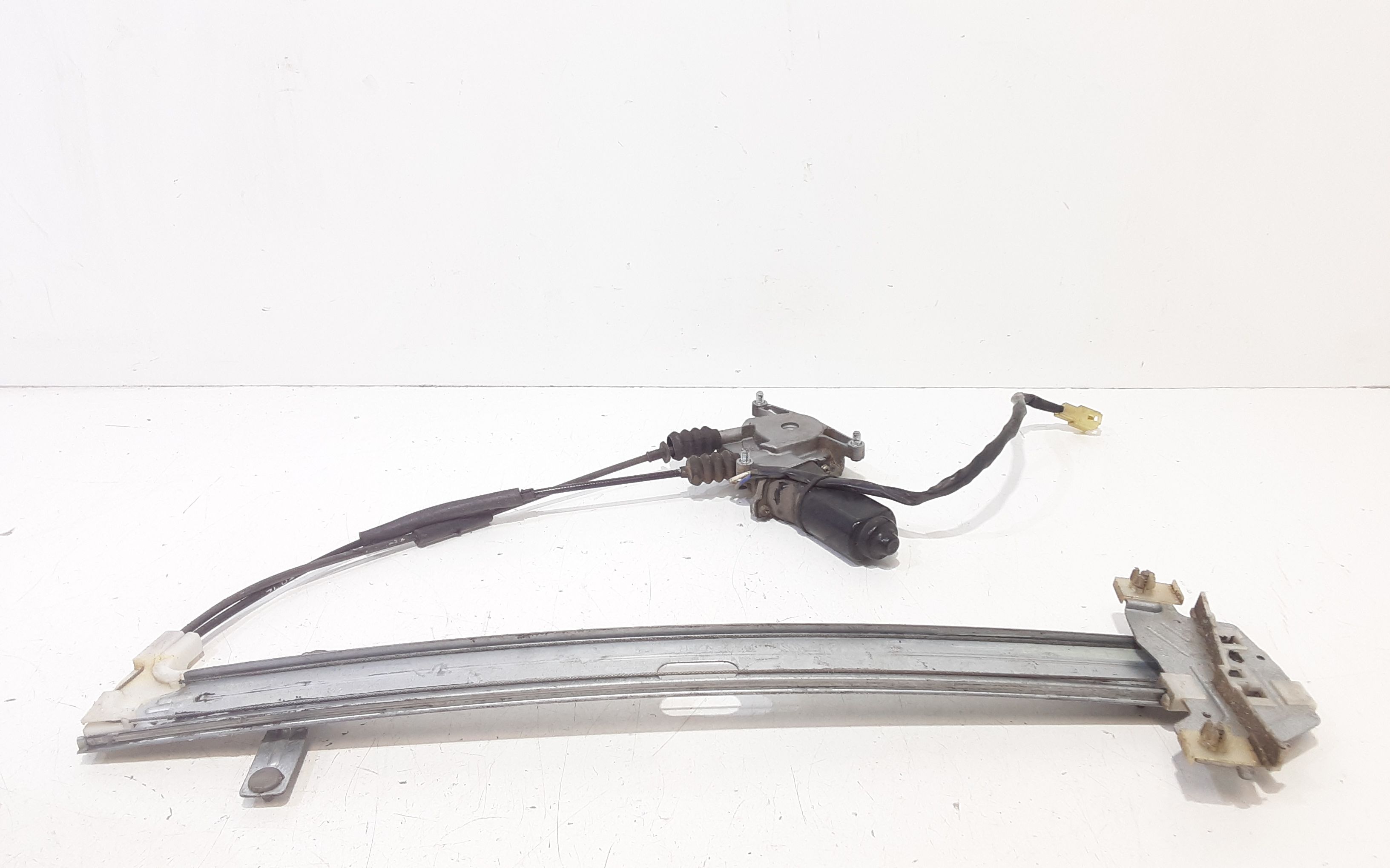 Alzacristallo Porta Ant. Destro Usato