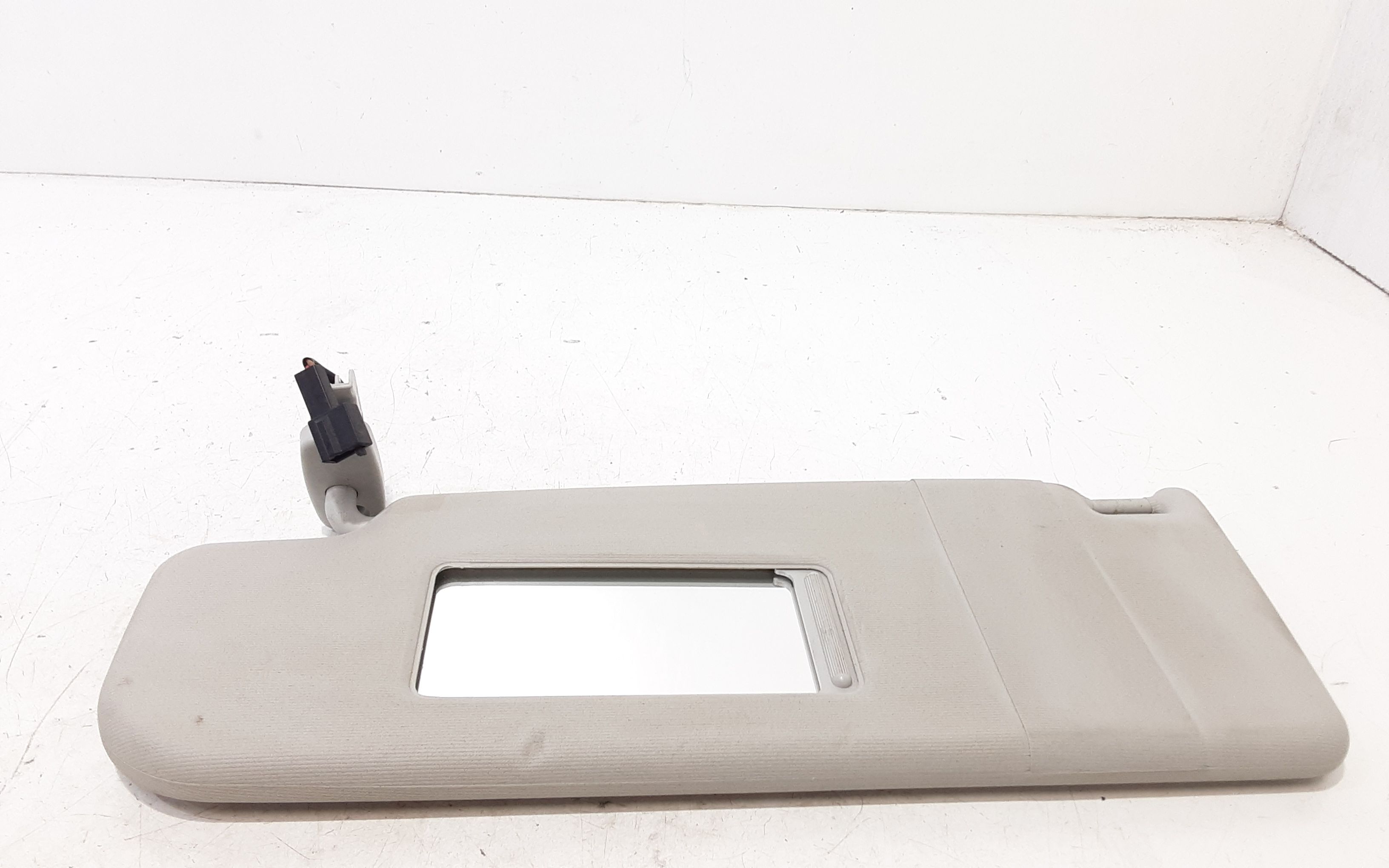 Aletta Parasole Parabrezza Sinistro 6Q0857551F2F4 Usato