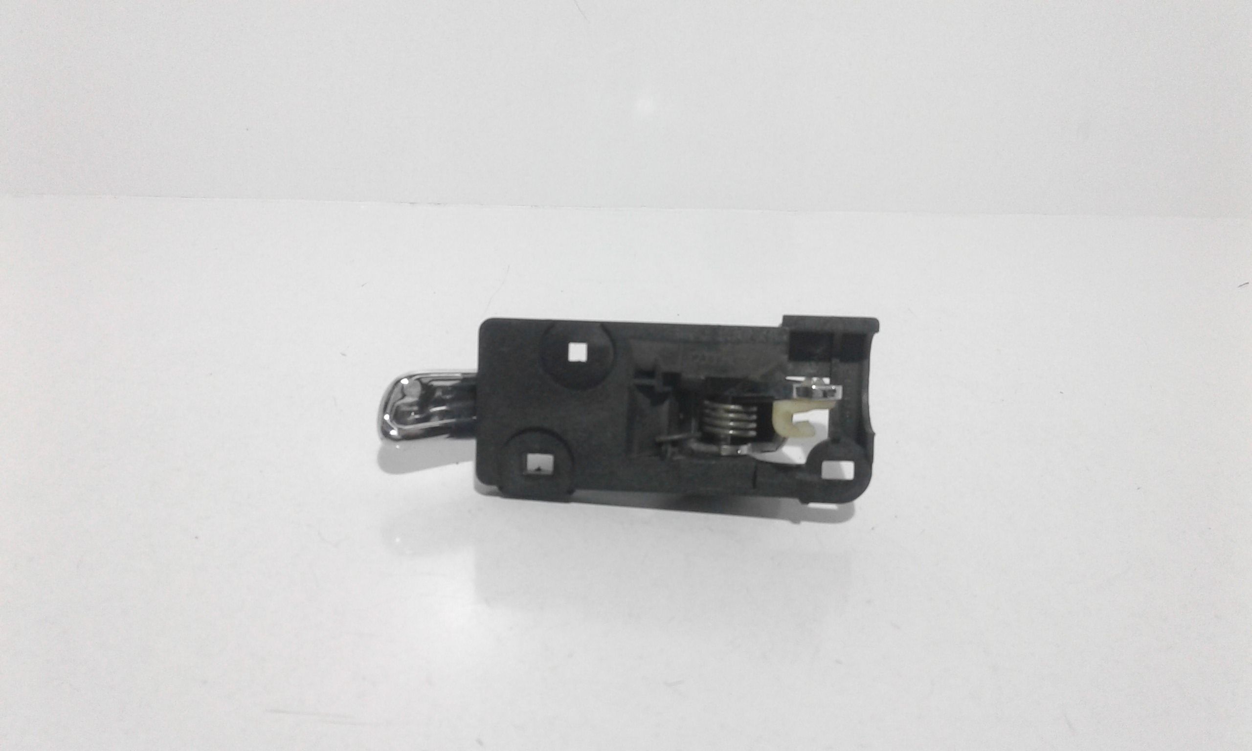 Maniglia Int. Apertura Porta Post. Destro Usato