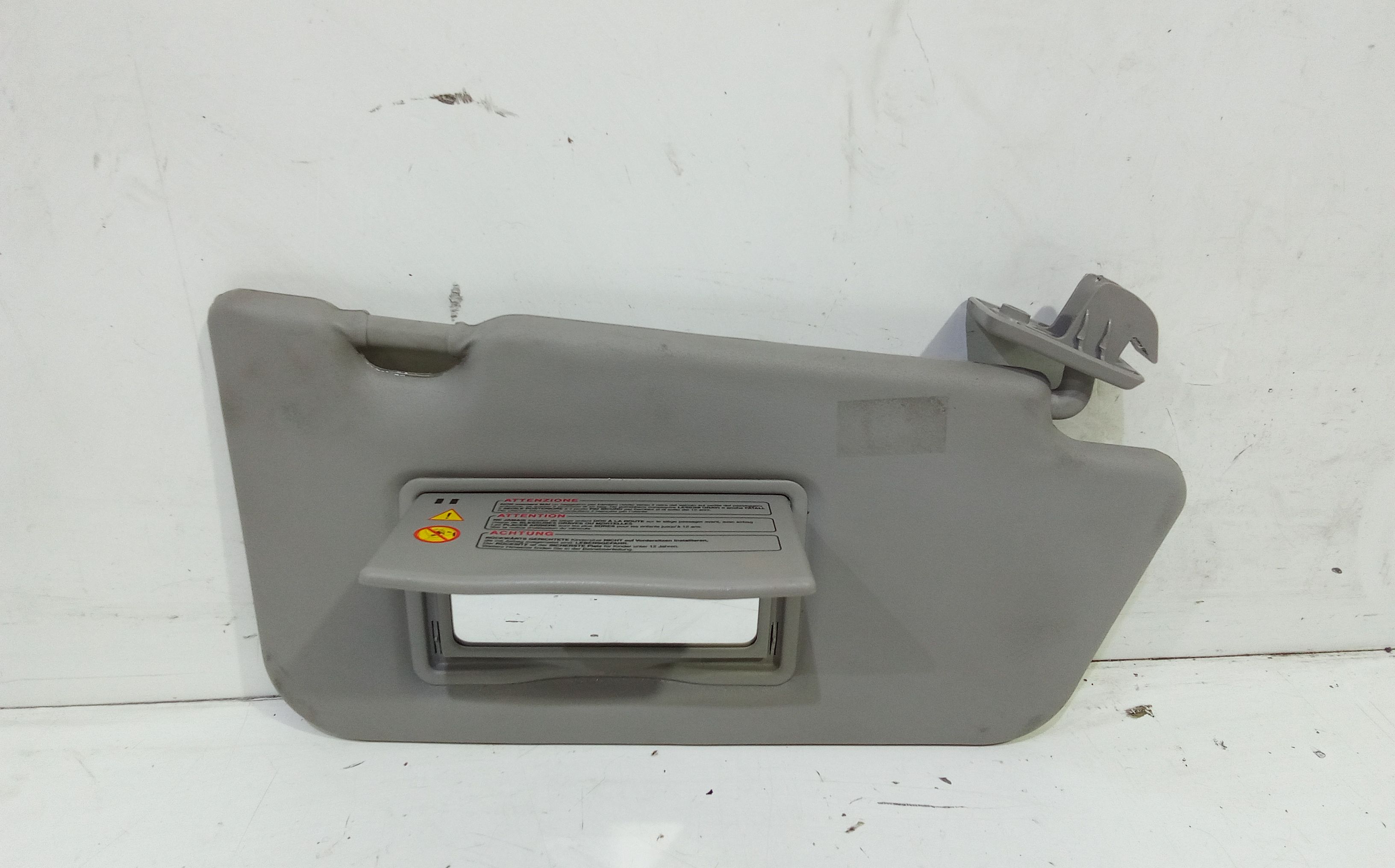 Aletta Parasole Parabrezza Destro Usato