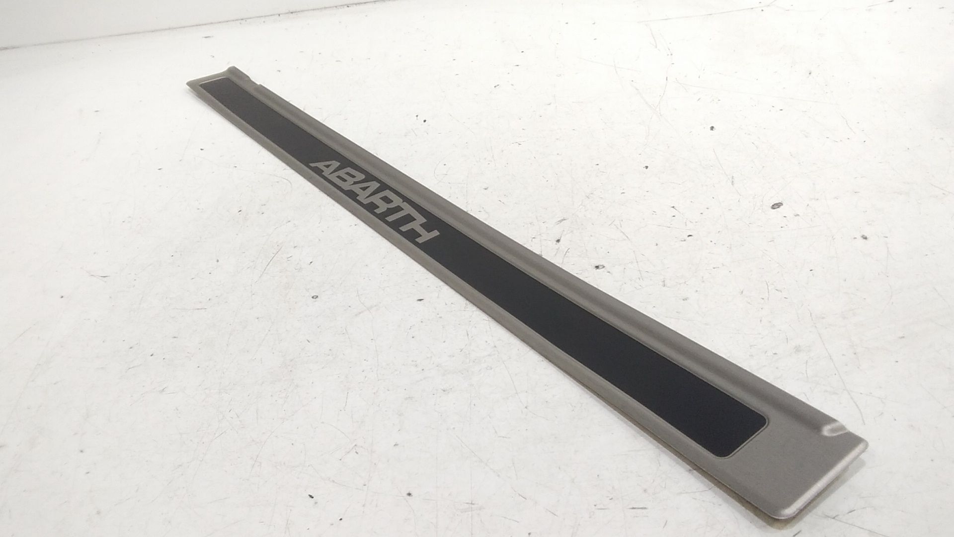 Rivestimento Int. Battitacco Ant. Dx Usato