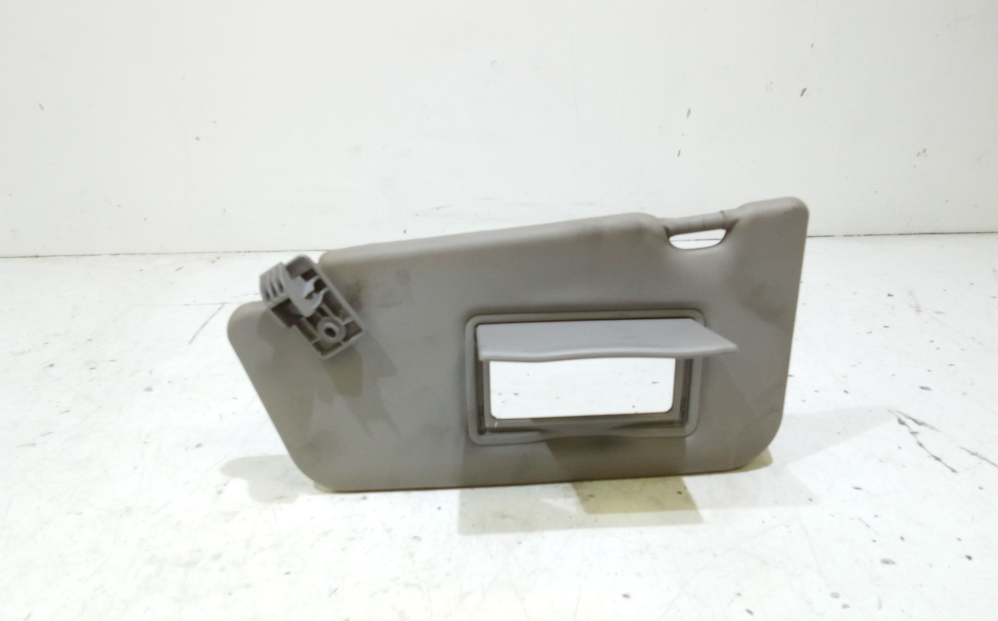 Aletta Parasole Parabrezza Sinistro Usato