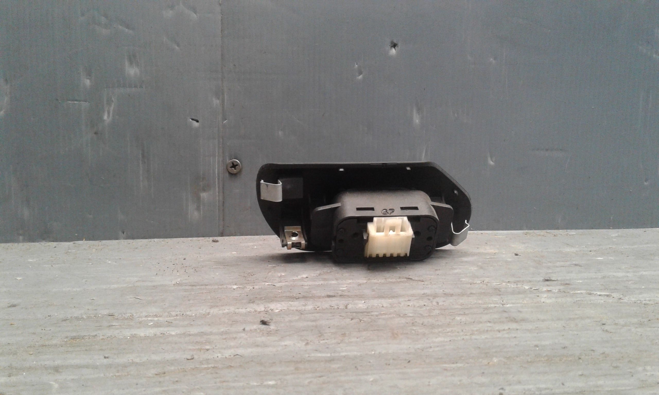 Interruttore Alzacristalli Porta Ant. Destro Usato