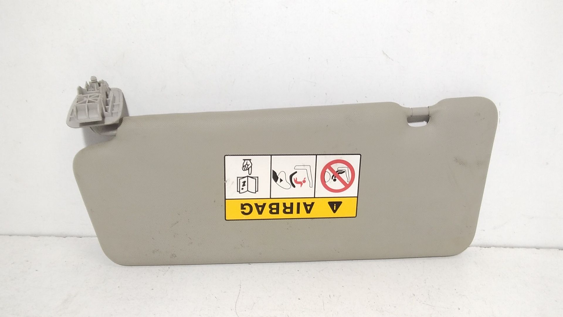 Aletta Parasole Parabrezza Destro 964003555R Usato