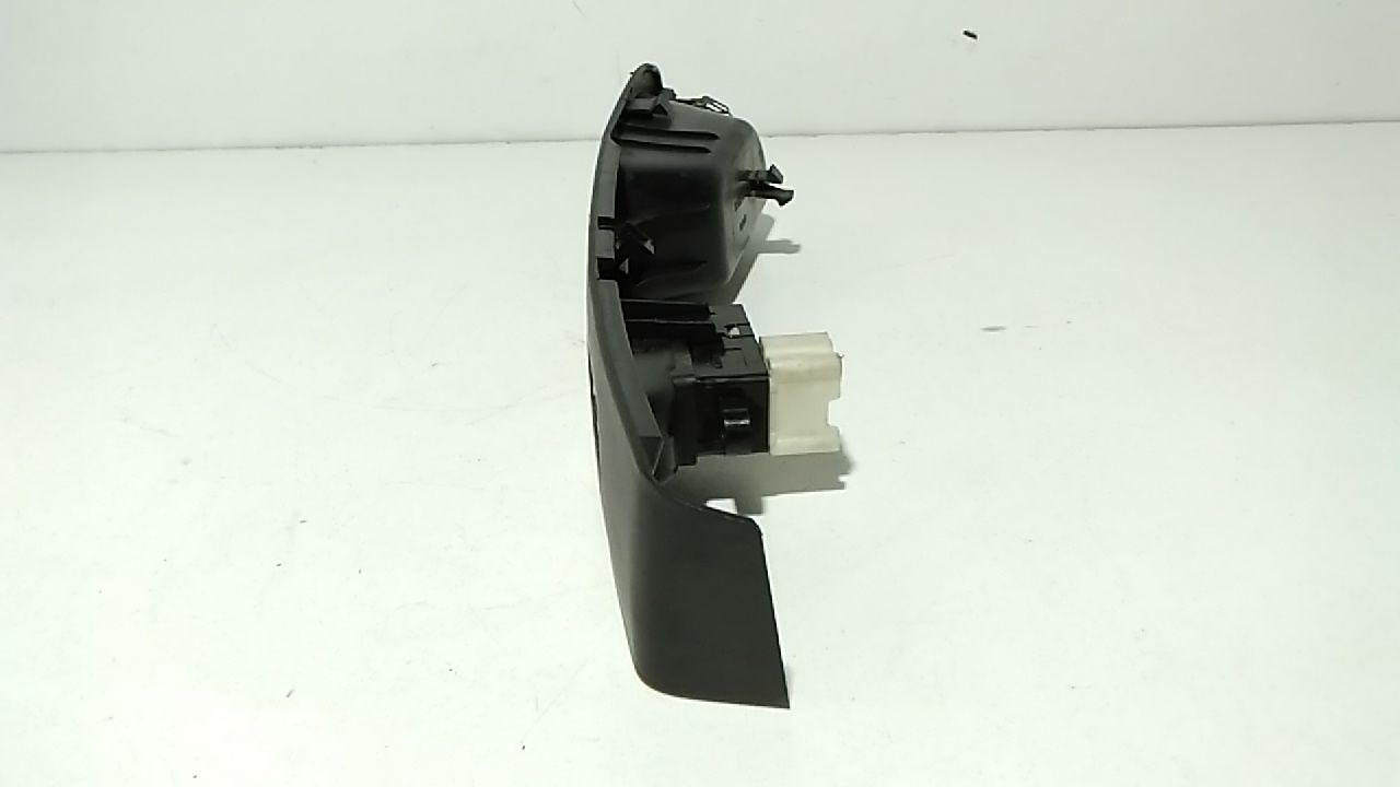 Interruttore Alzacristalli Porta Ant. Destro Usato