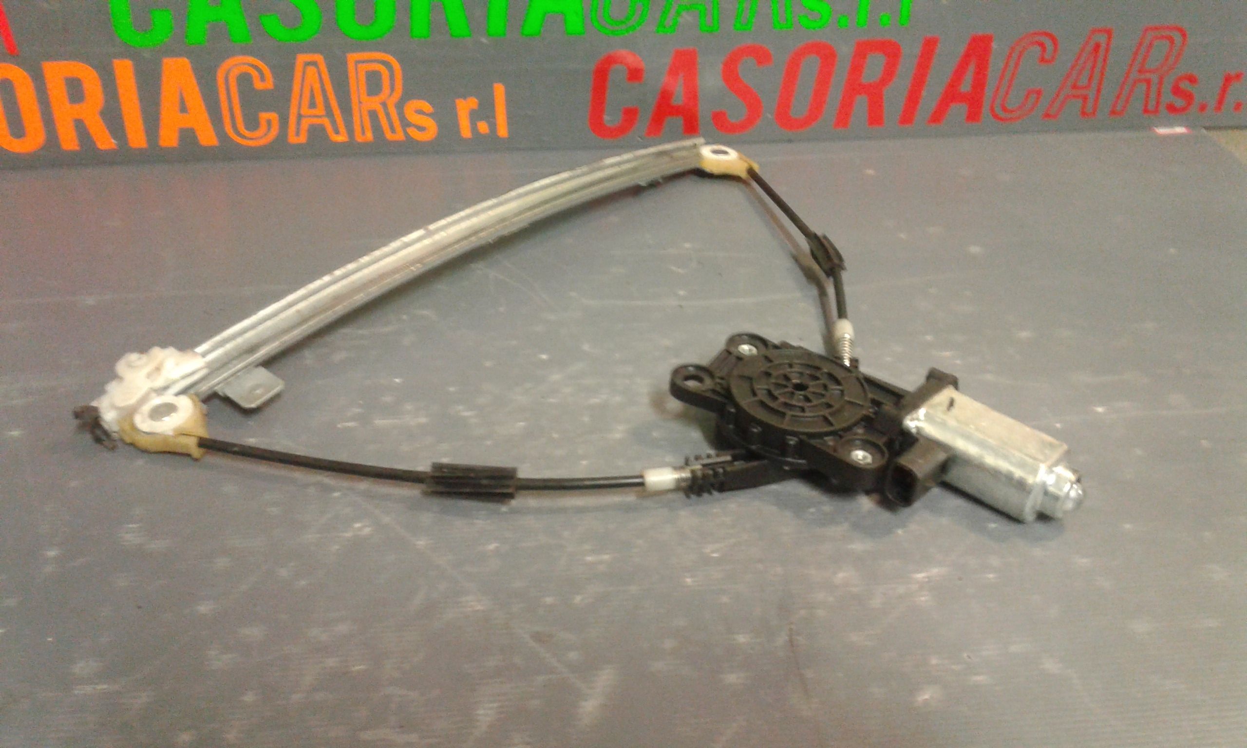 Alzacristallo Porta Ant. Sinistro Usato