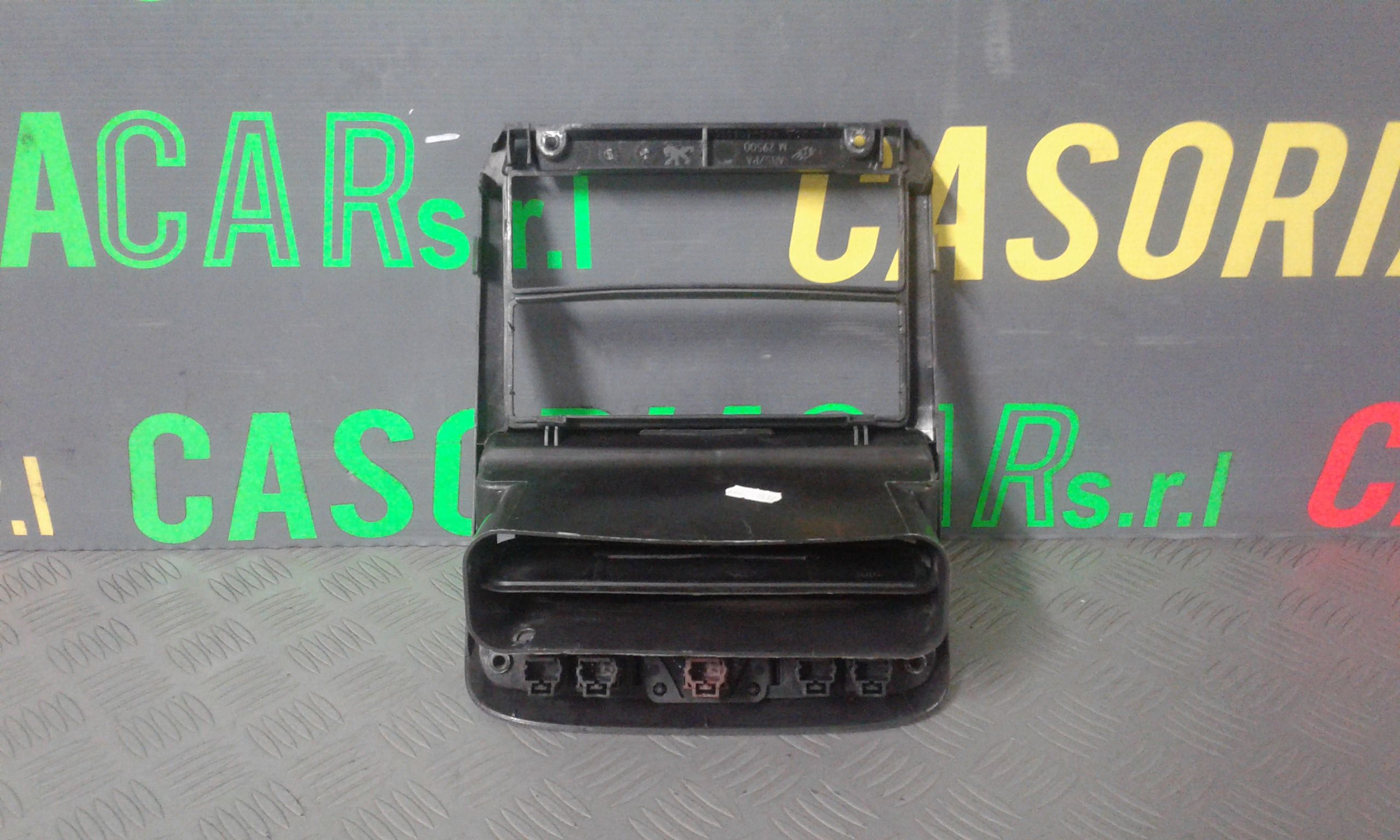 Rivestimento Centr. Cruscotto, Mascherina Portastrumenti Centr. Cruscotto Usato