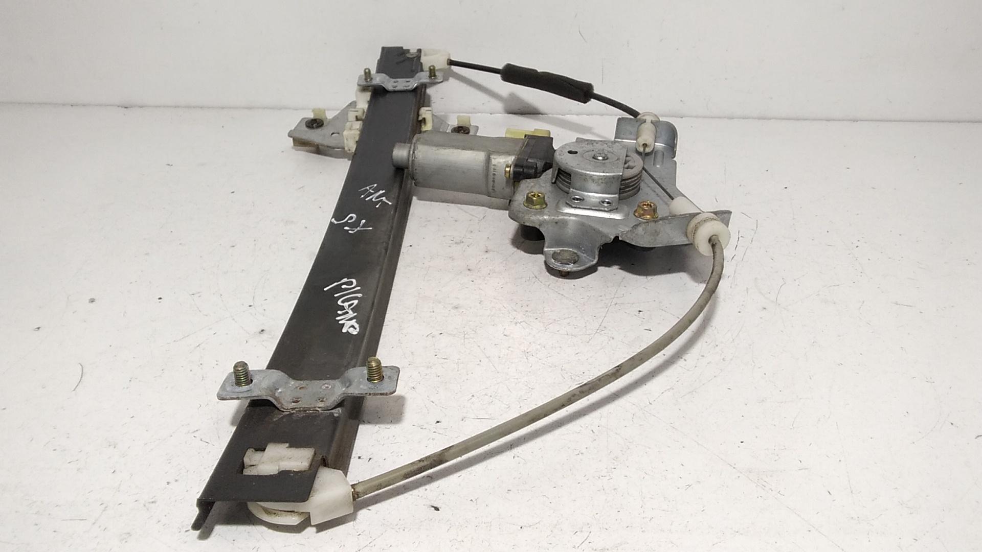 Alzacristallo Porta Ant. Sinistro 8240107000 Usato