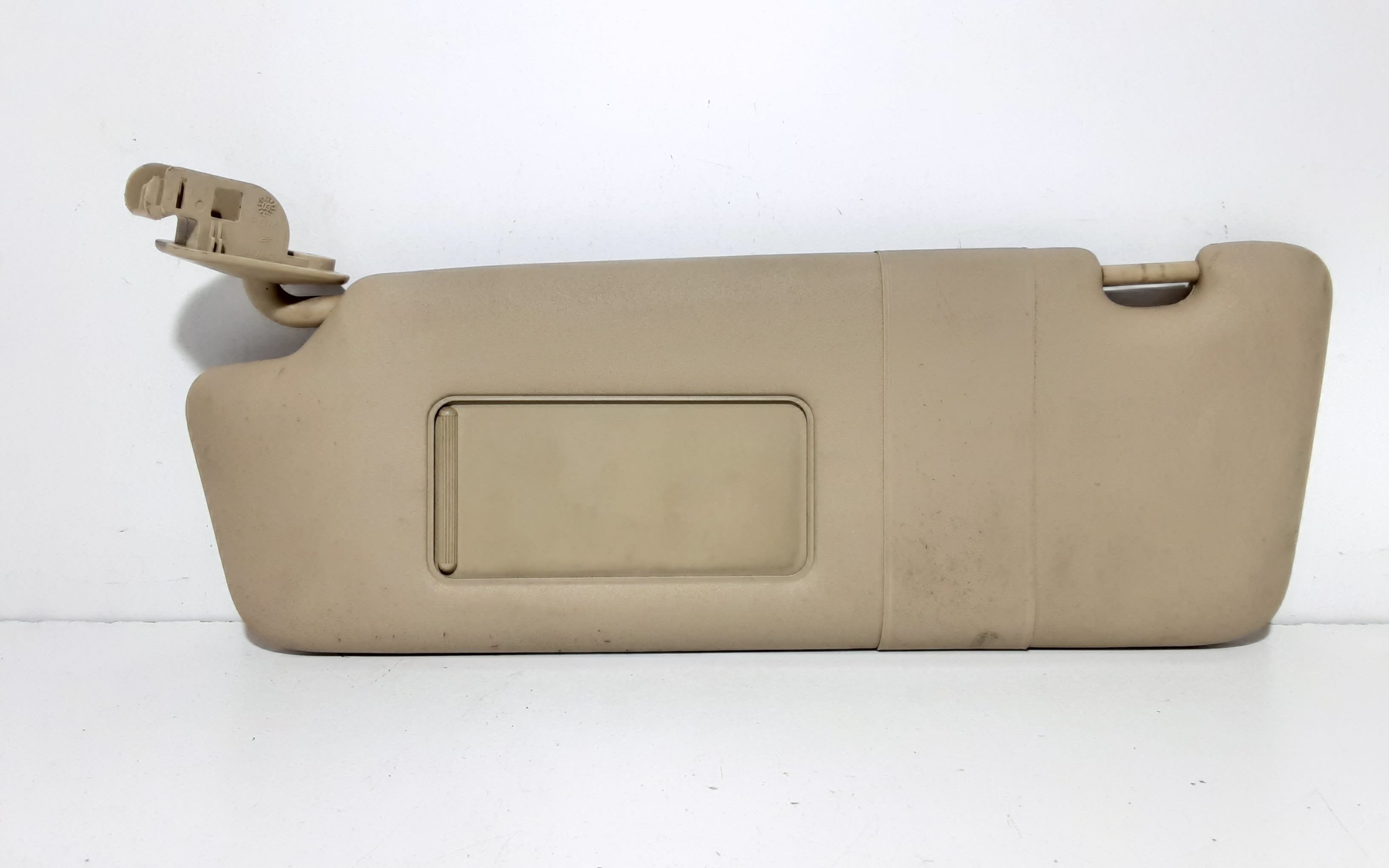 Aletta Parasole Parabrezza Sinistro 8E08575511X5 Usato