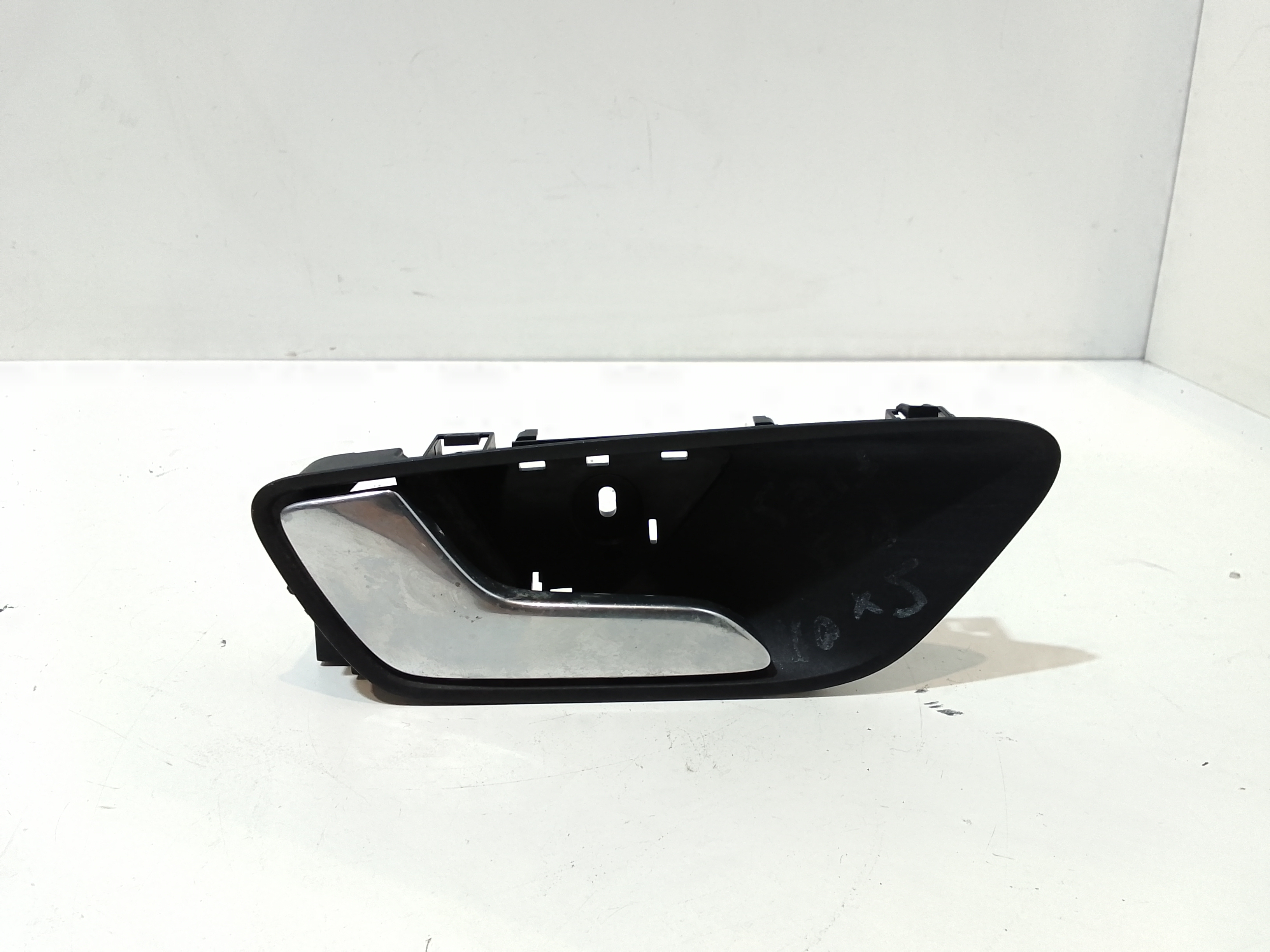 Maniglia Int. Apertura Porta Post. Sinistro 2366511 Usato