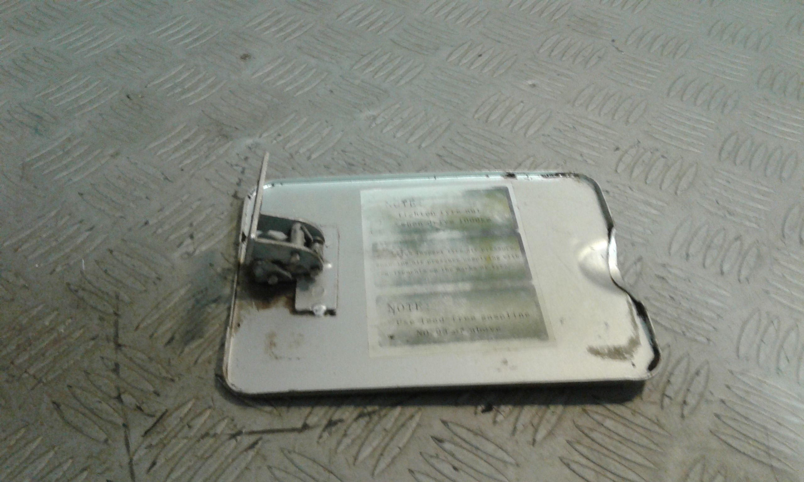 Sportello Carburante Usato