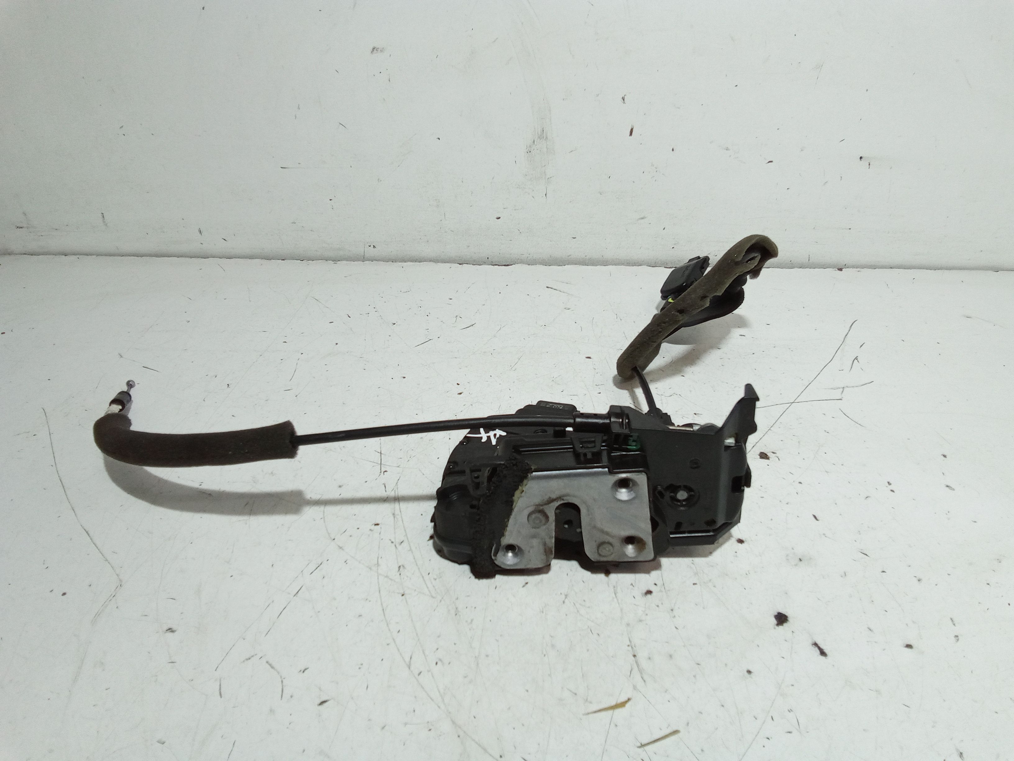 Serratura Porta Post. Destro 825000141R Usato