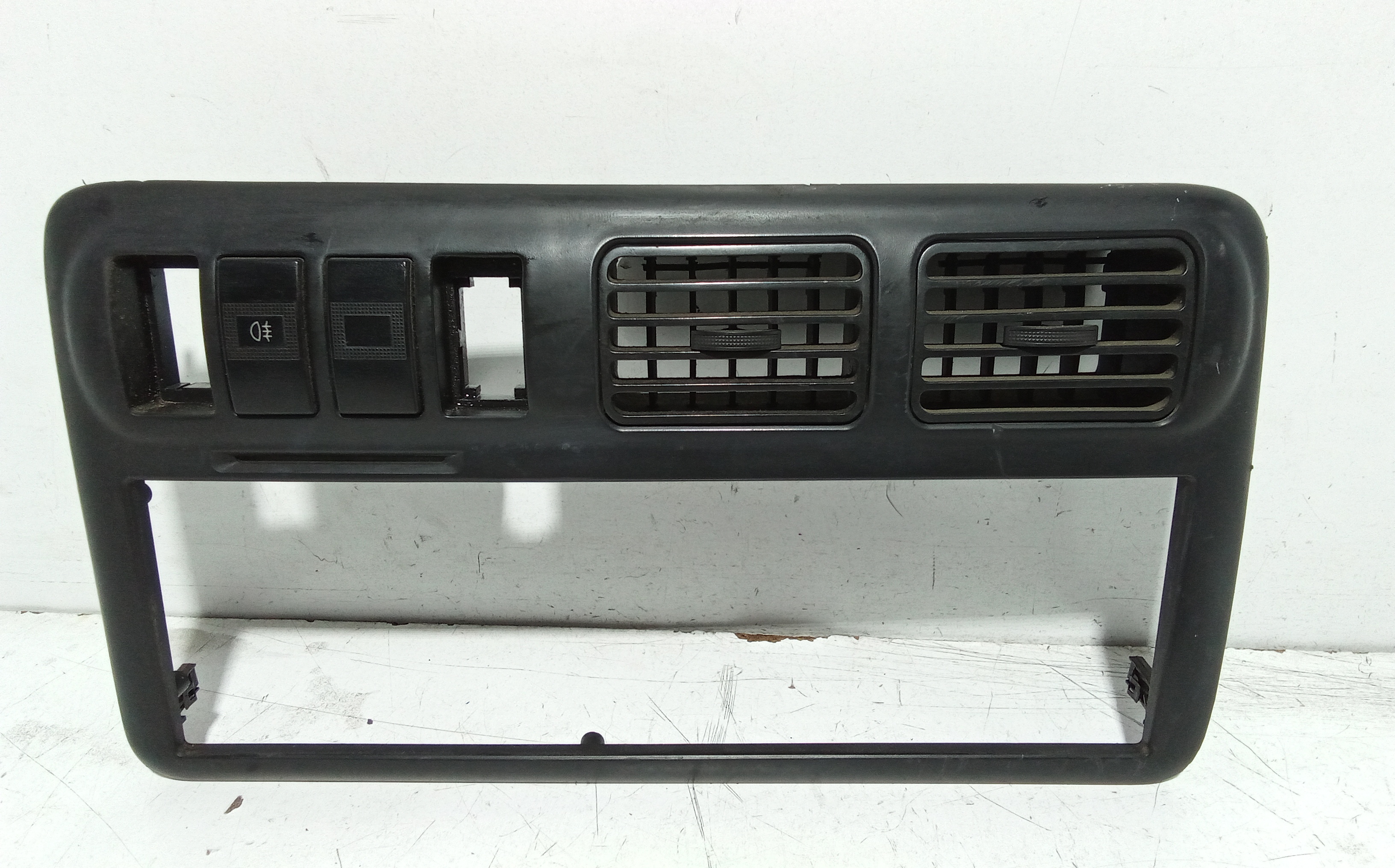 Rivestimento Centr. Cruscotto, Mascherina Portastrumenti Centr. Cruscotto Usato