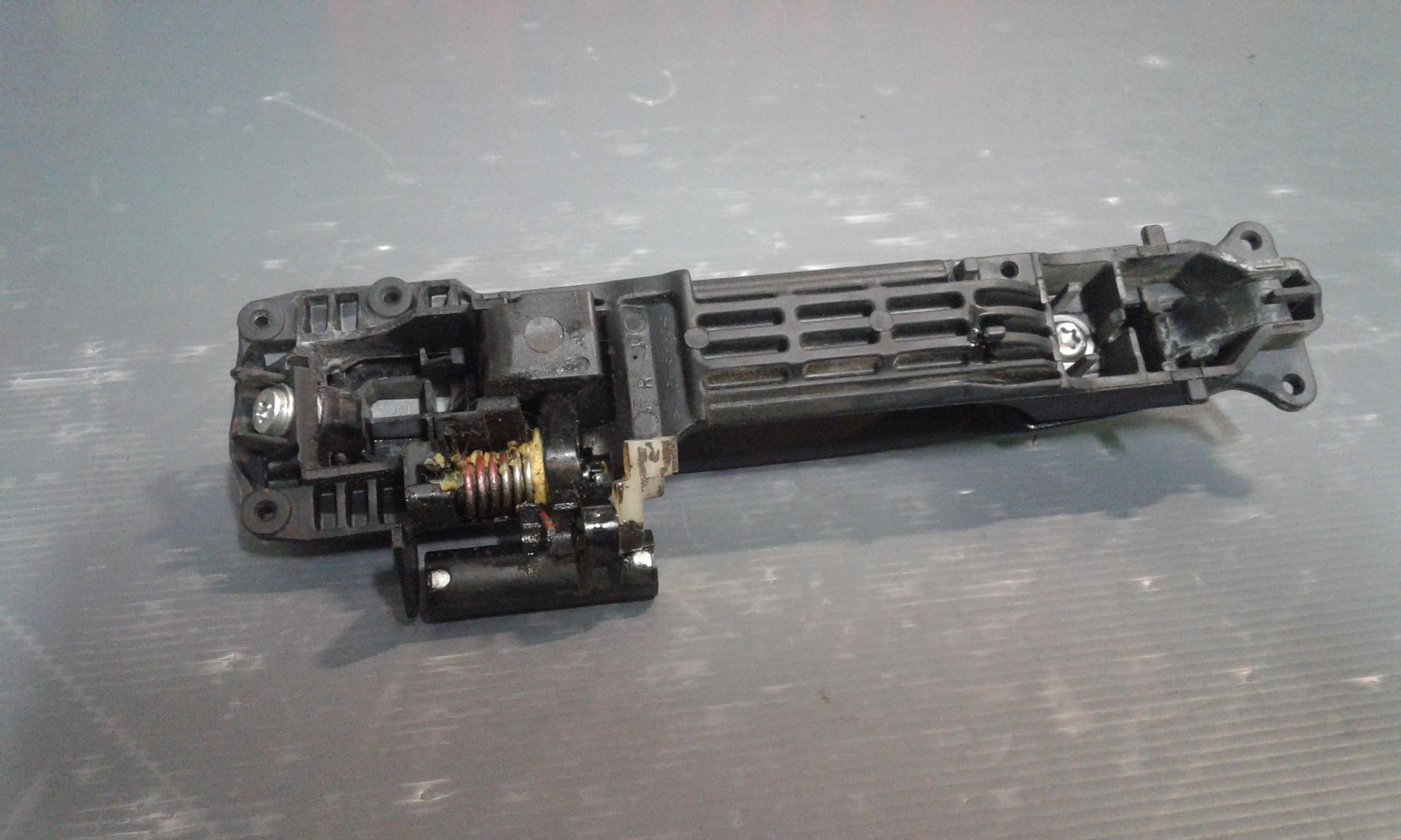 Maniglia Porta Ant. Destro 69211B1010S8 Usato