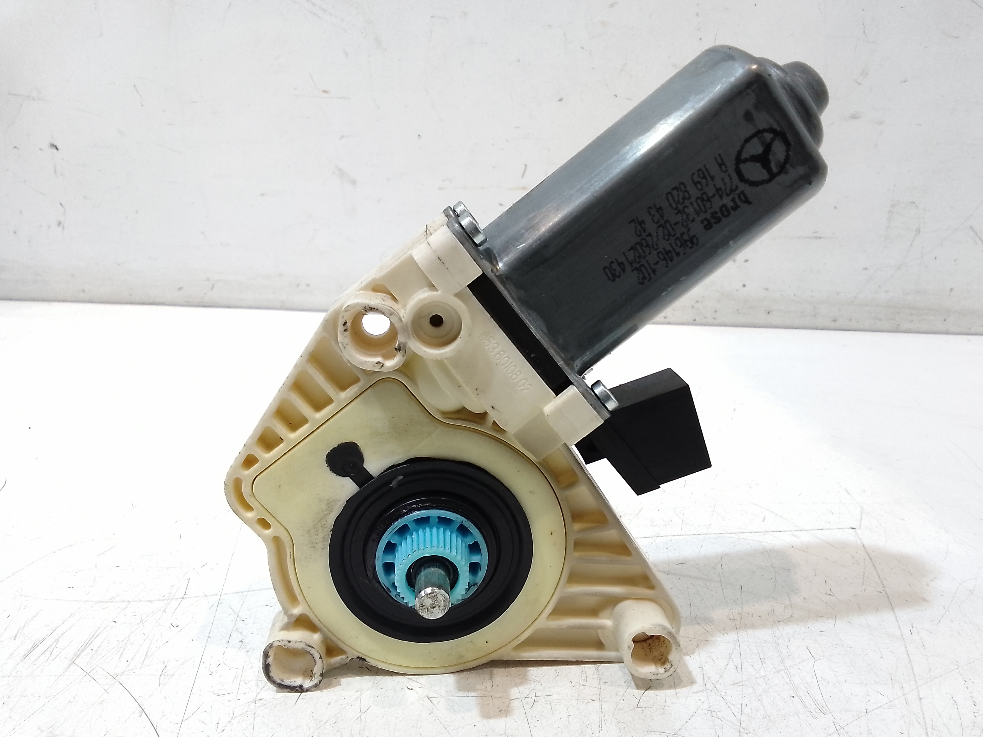 Motorino Alzacristallo Porta Ant. Sinistro A1698201542 Usato