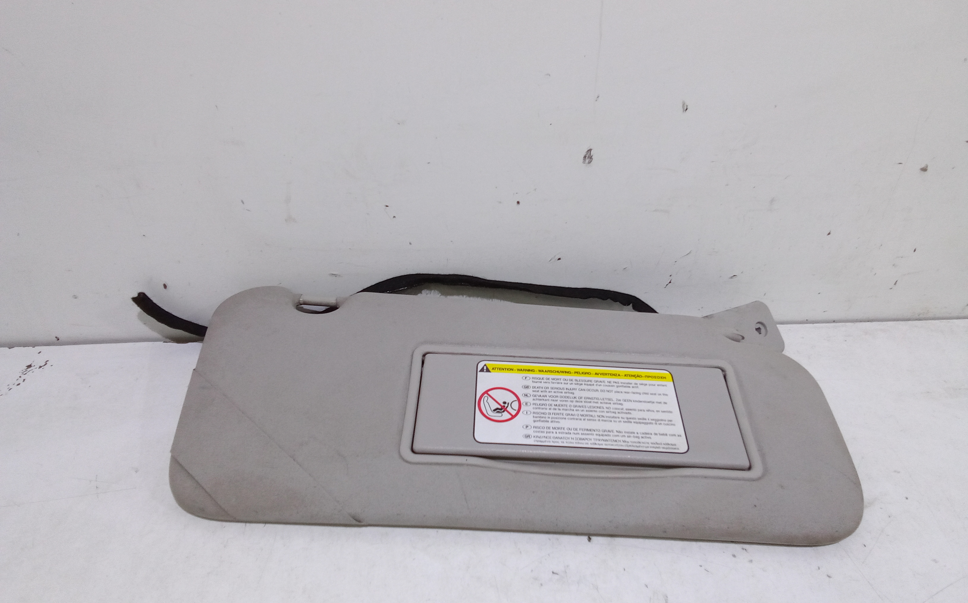 Aletta Parasole Parabrezza Destro Usato